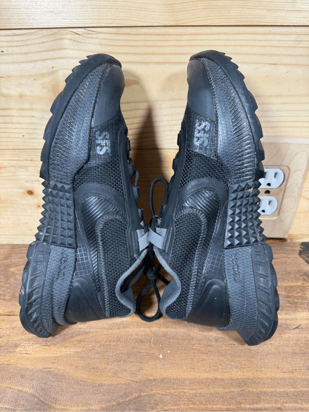 Nike Nike React SFB Carbon Low Men’s Size 6 Elite Outdoor Shoes Size US 6 / EU 39 - 10 Thumbnail