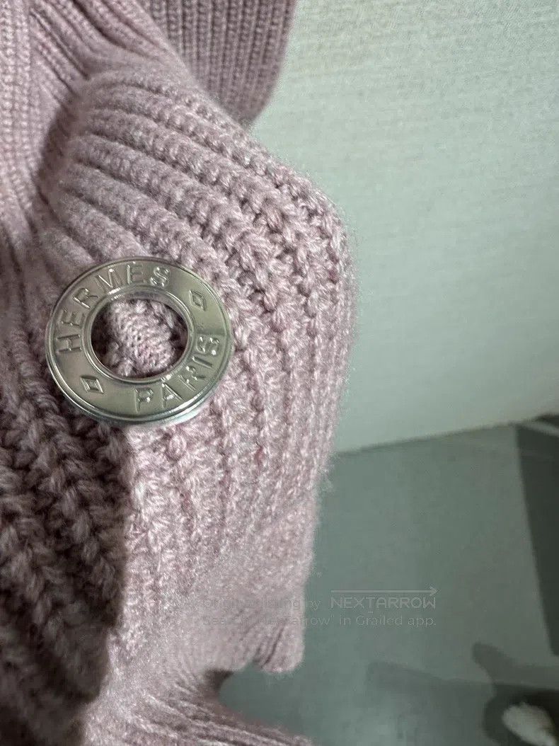 Hermes Hermes Pink Cashmere Long Knit Cardigan Size XXS / US 00 / IT 34 - 3 Thumbnail