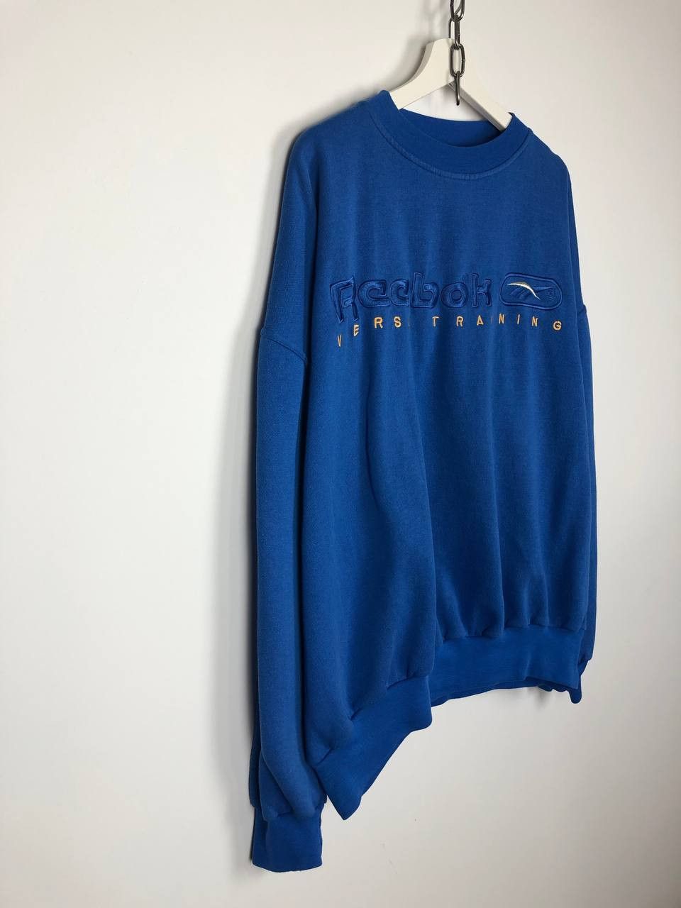 Reebok Reebok Versa Training Sweatshirt Vintage Center Logo size XL Size US XL / EU 56 / 4 - 5 Thumbnail