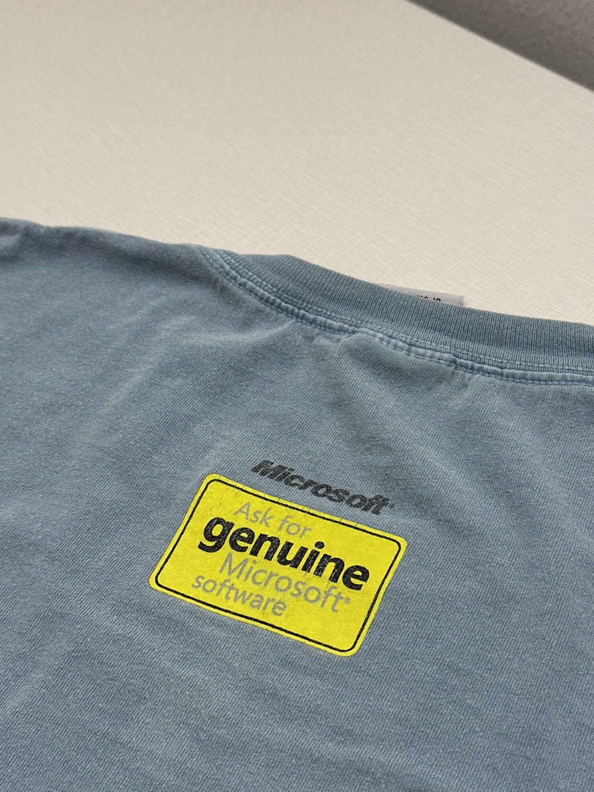 Microsoft 90s Anvil Be Sure It's Genuine Windows Software Microsoft Size US XL / EU 56 / 4 - 12 Thumbnail