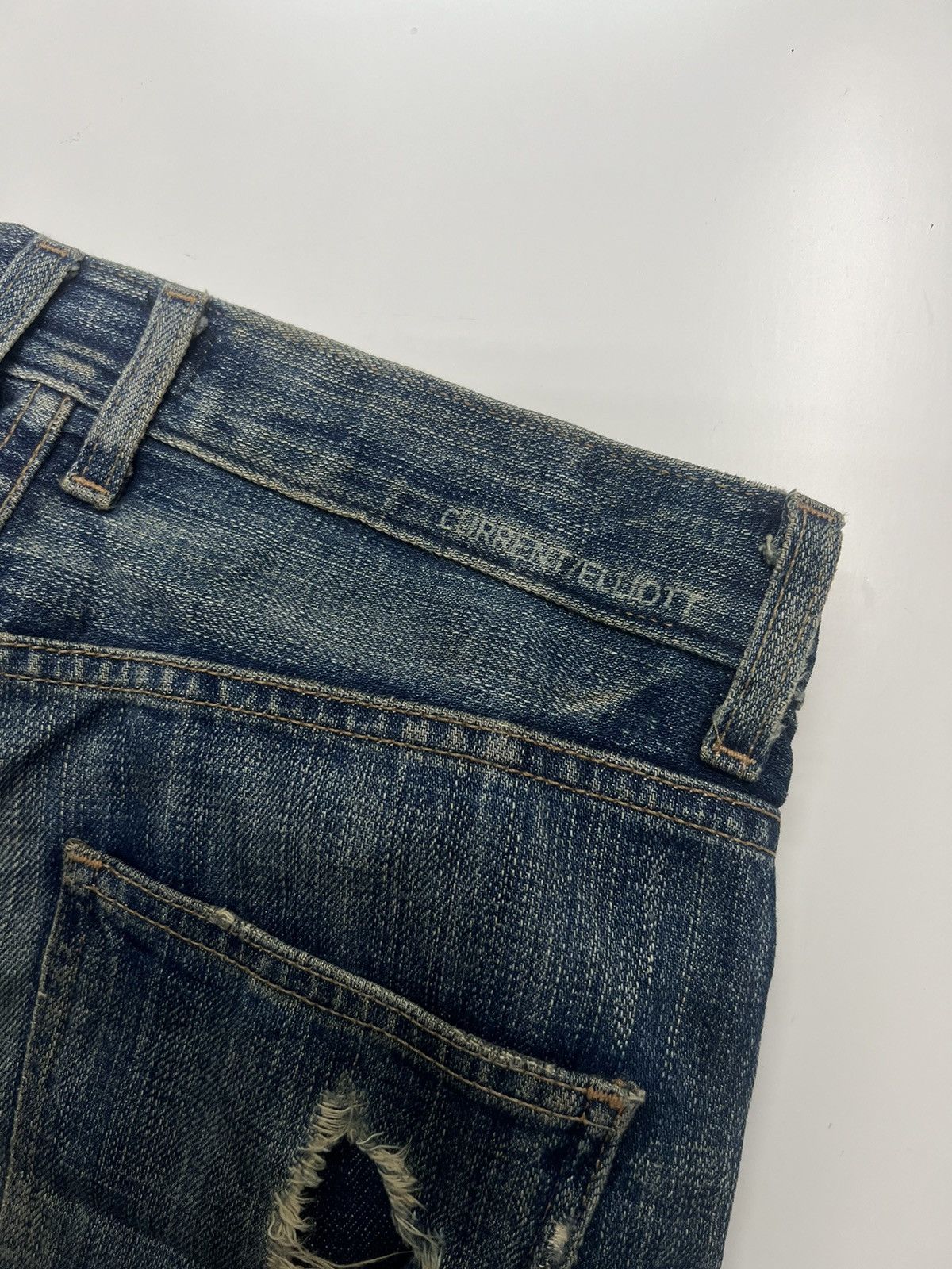 Current/Elliot Current Elliott Distress Denim Jeans Size 31 Size US 31 - 7 Thumbnail