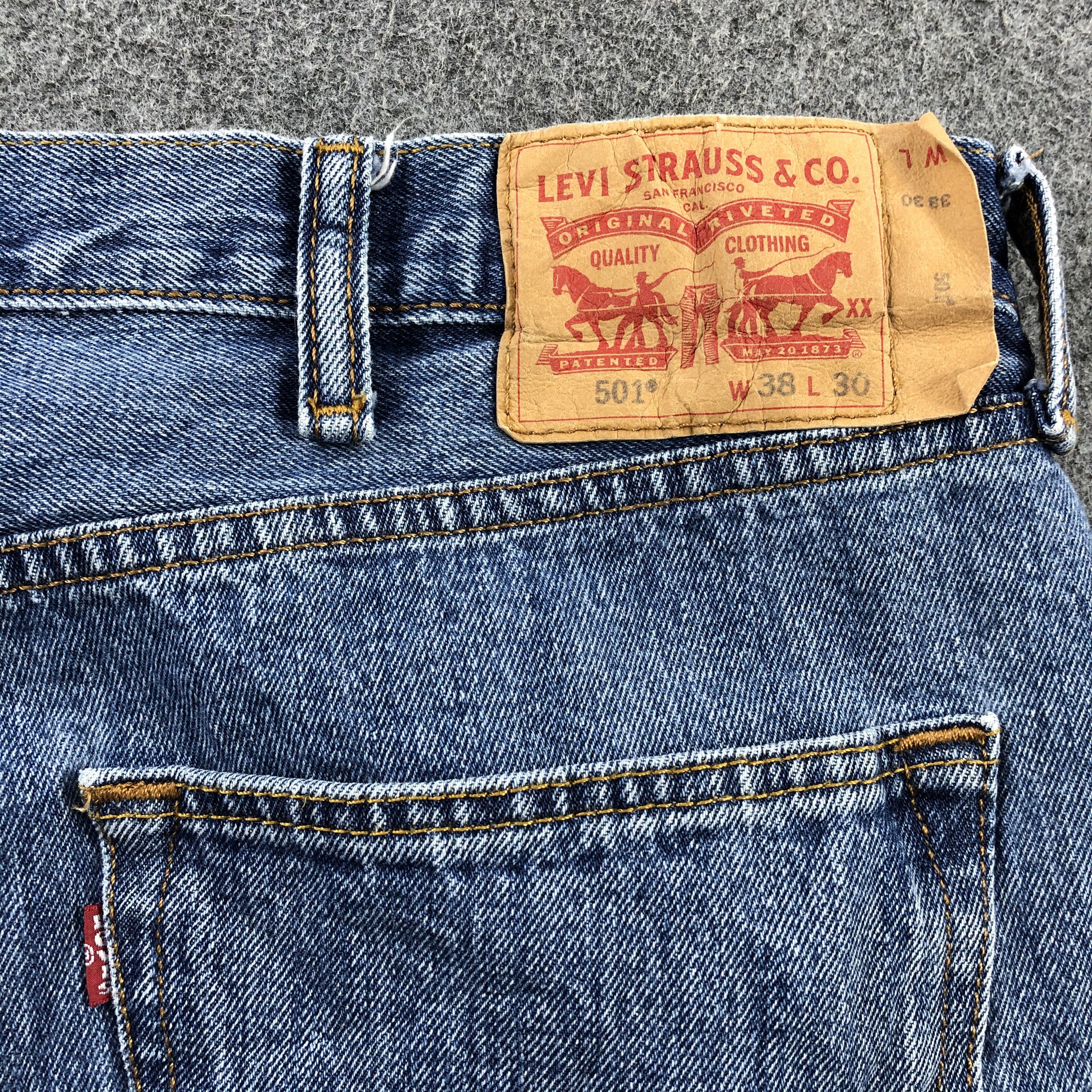 Levi's × Vintage Vintage Blue Wash Levis 501 Jeans-JM1733 Size US 37 - 5 Thumbnail