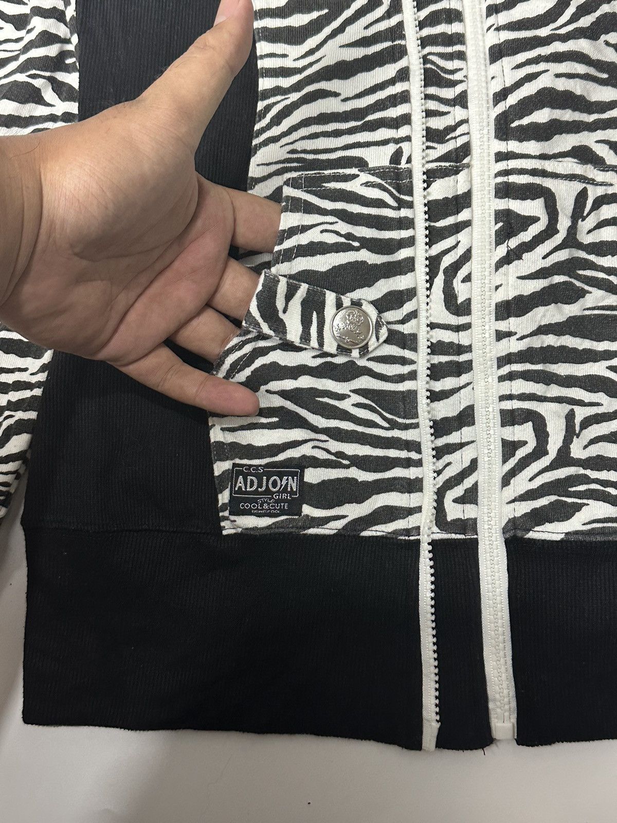 If Six Was Nine × Japanese Brand × Le Grande Bleu (L.G.B.) Fur Hoodie Double Zipper Adjon lgb style Size US S / EU 44-46 / 1 - 5 Thumbnail