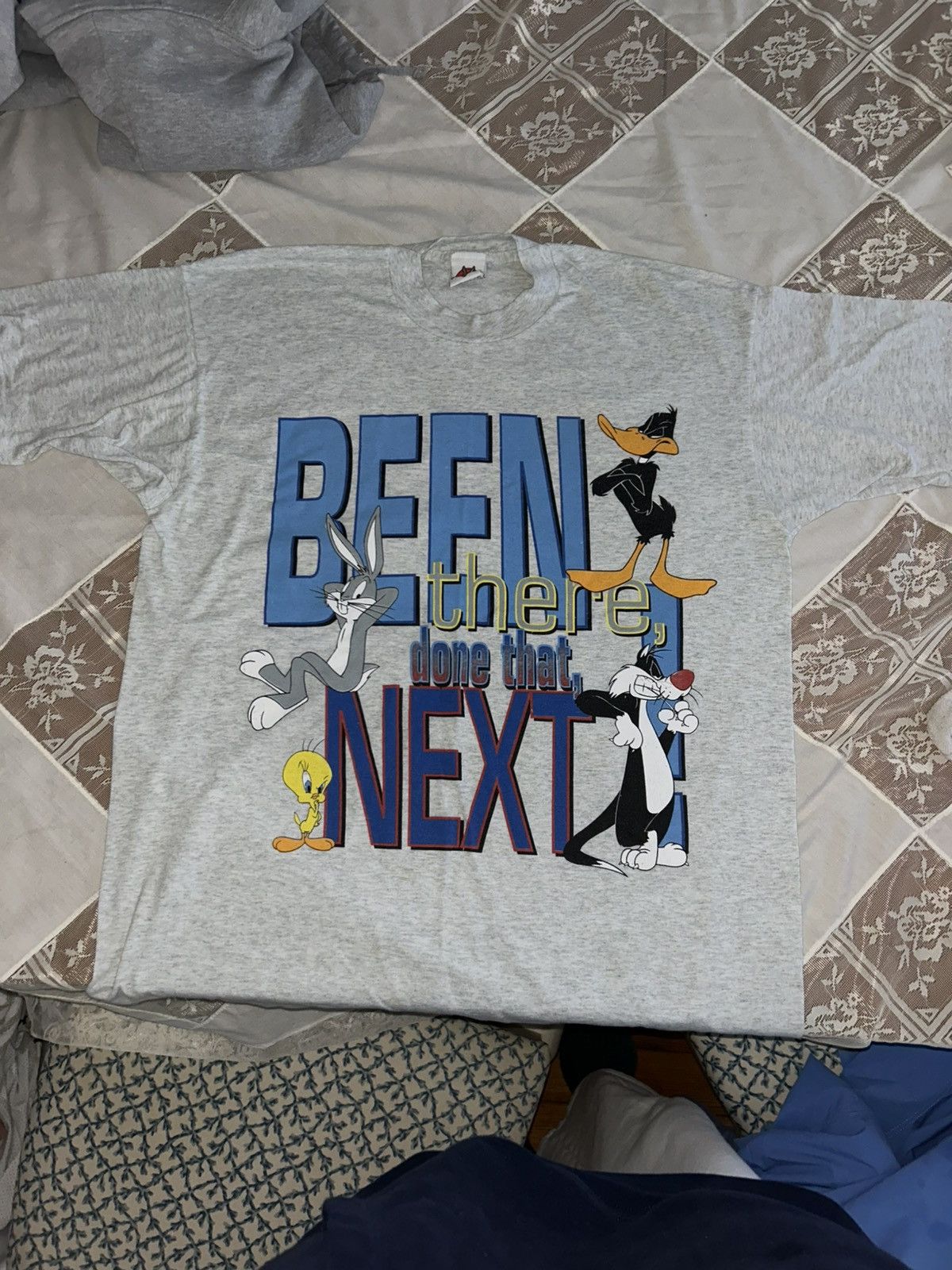 Other Looney Tunes Tee Size US XL / EU 56 / 4 - 1 Thumbnail
