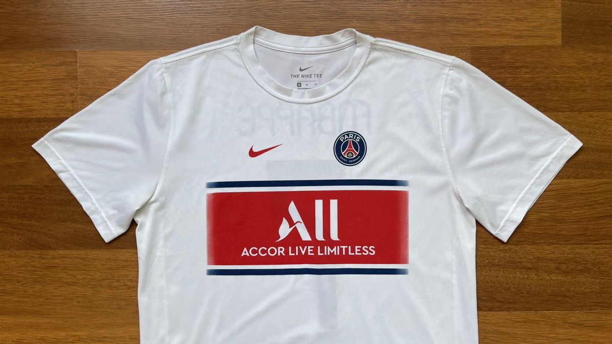 Nike × Vintage PSG NIKE 2021/2022 FOOTBALL SOCCER TEE #7 MBAPPE Size US M / EU 48-50 / 2 - 3 Thumbnail