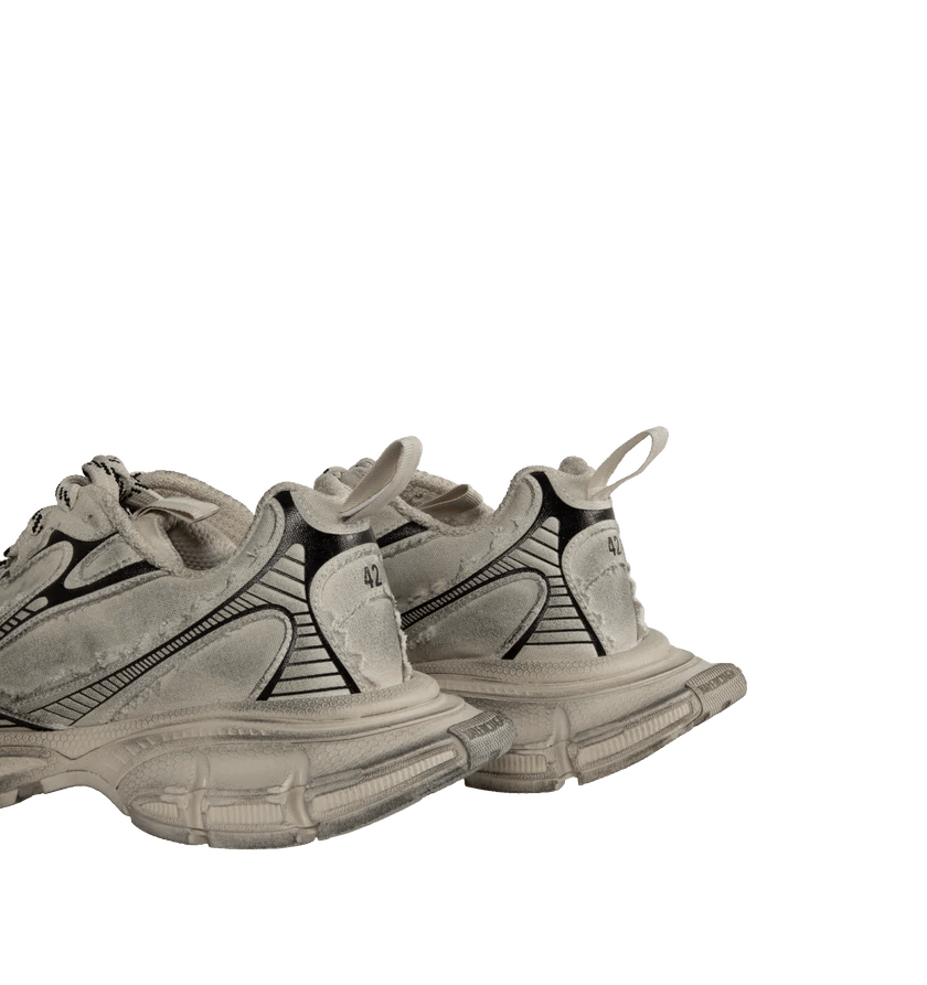 Balenciaga o1h1sh11224 Destroyed Canvas Sneakers in Beige Size US 11 / EU 44 - 4 Thumbnail