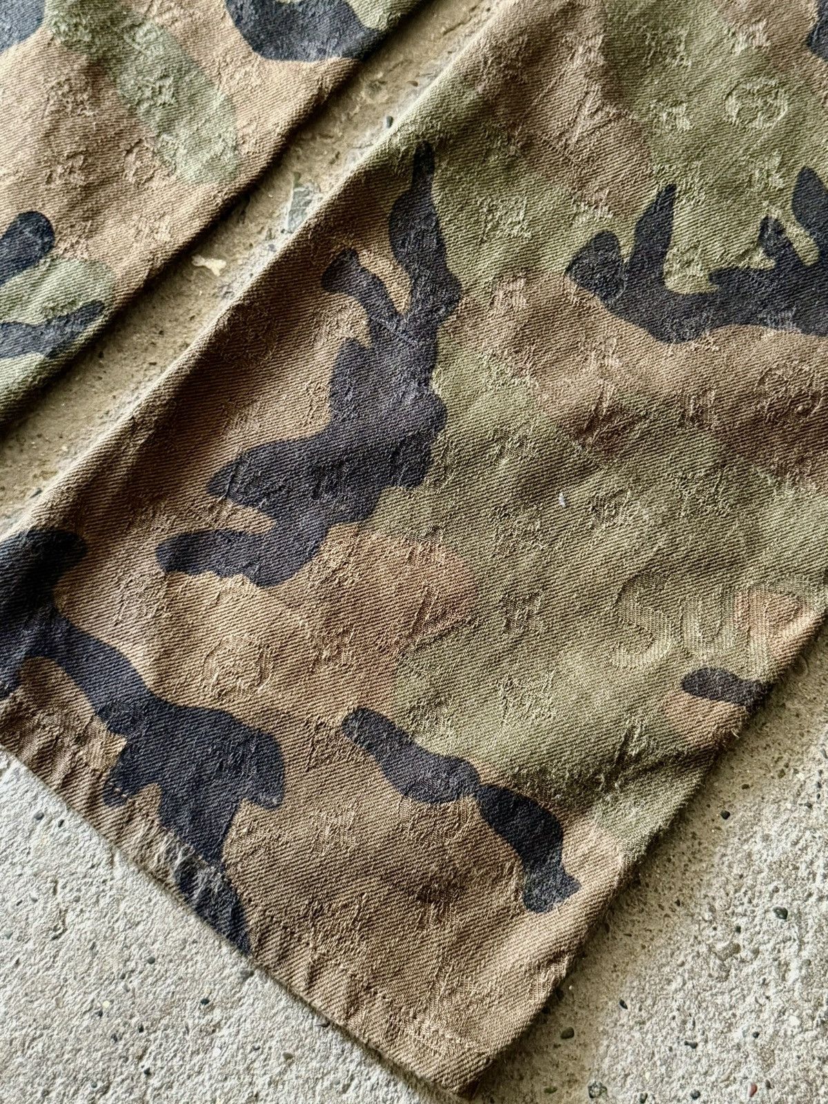 Louis Vuitton × Supreme Louis Vuitton - Supreme -SS16- Jacquard Camo Carpenter Jeans Size US 30 / EU 46 - 9 Thumbnail