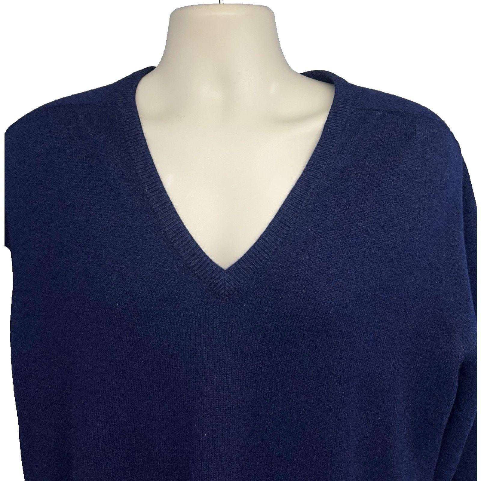 I. Magnin Vintage Blue Scottish Cashmere Pullover V-Neck Sweater Large Size US L / EU 52-54 / 3 - 4 Thumbnail