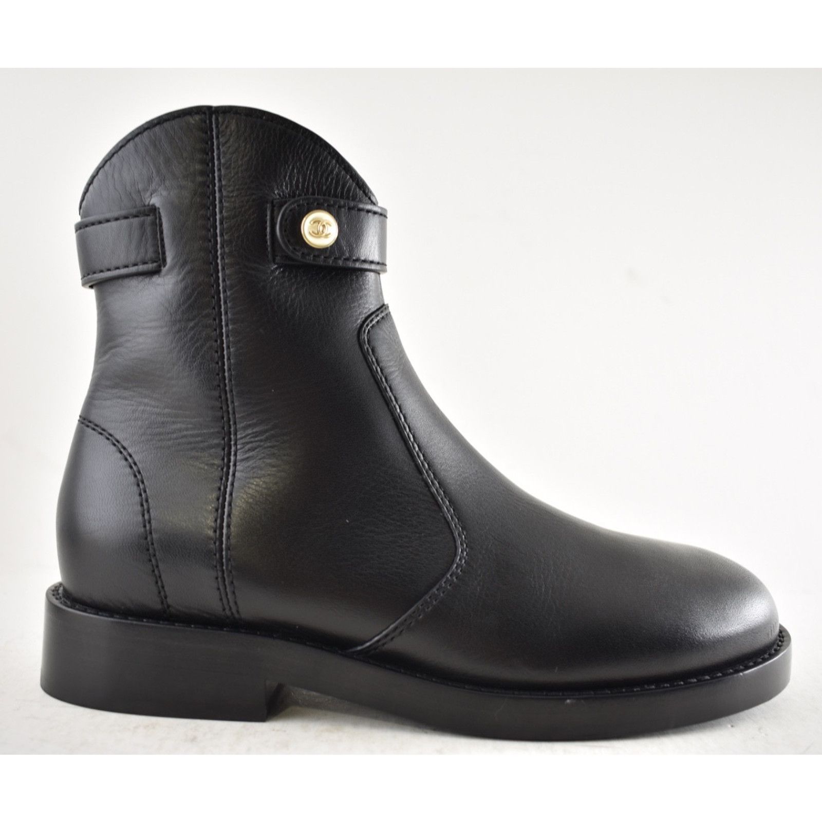Chanel Chanel 24K Black Calfskin Pearl CC Western Ankle Boots 37 Size US 6 / IT 36 - 1 Thumbnail