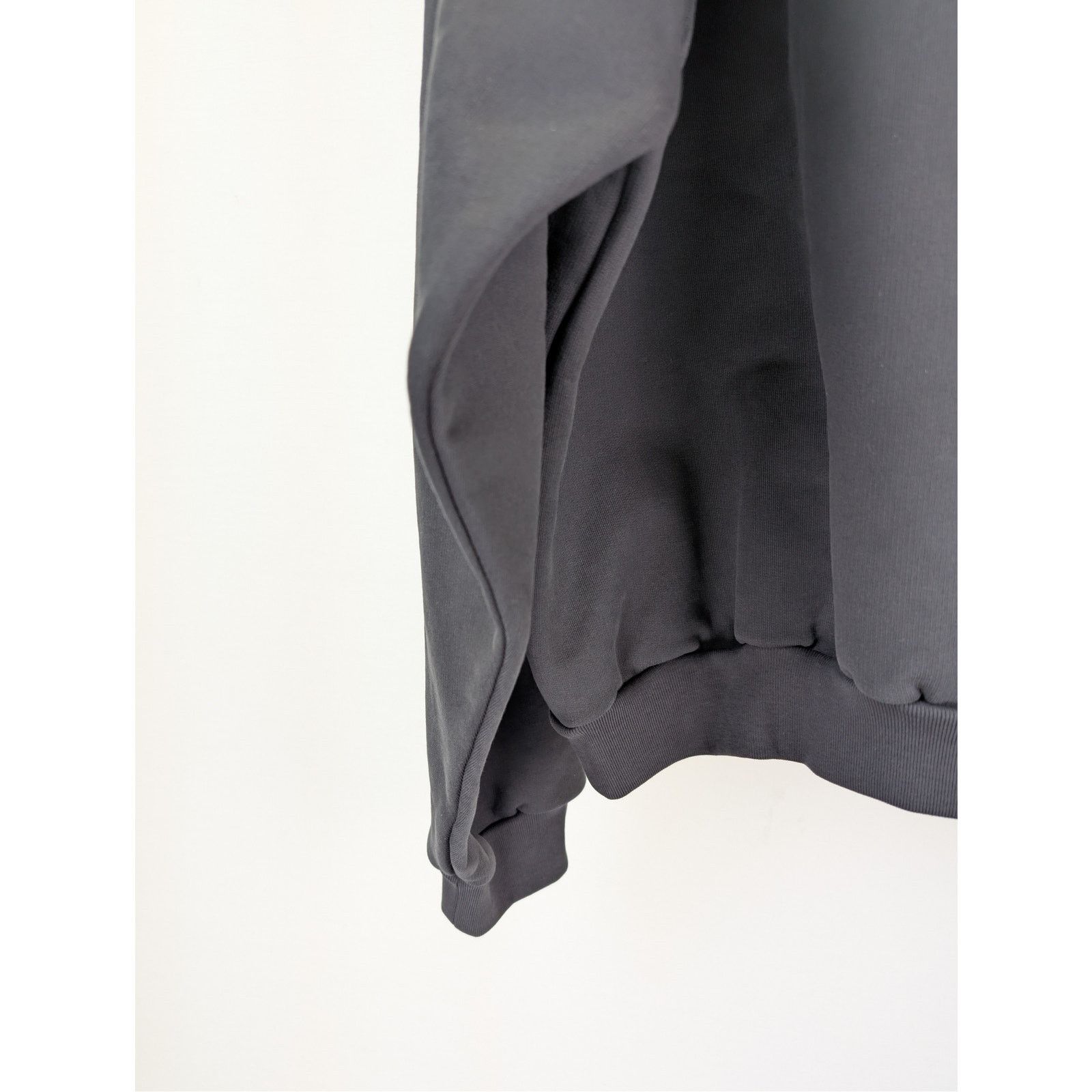 Balenciaga × Under Armour o1rshd1 Under Armour Oversized Crewneck Sweatshirt in Black Size US XL / EU 56 / 4 - 11 Thumbnail