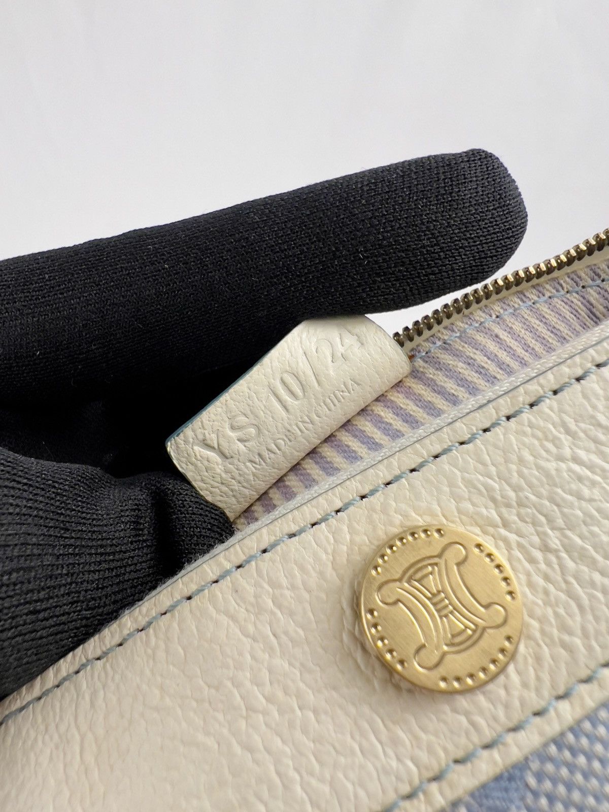 Celine CELINE Cosmetic Pouch Toiletries Clutch Size ONE SIZE - 12 Thumbnail