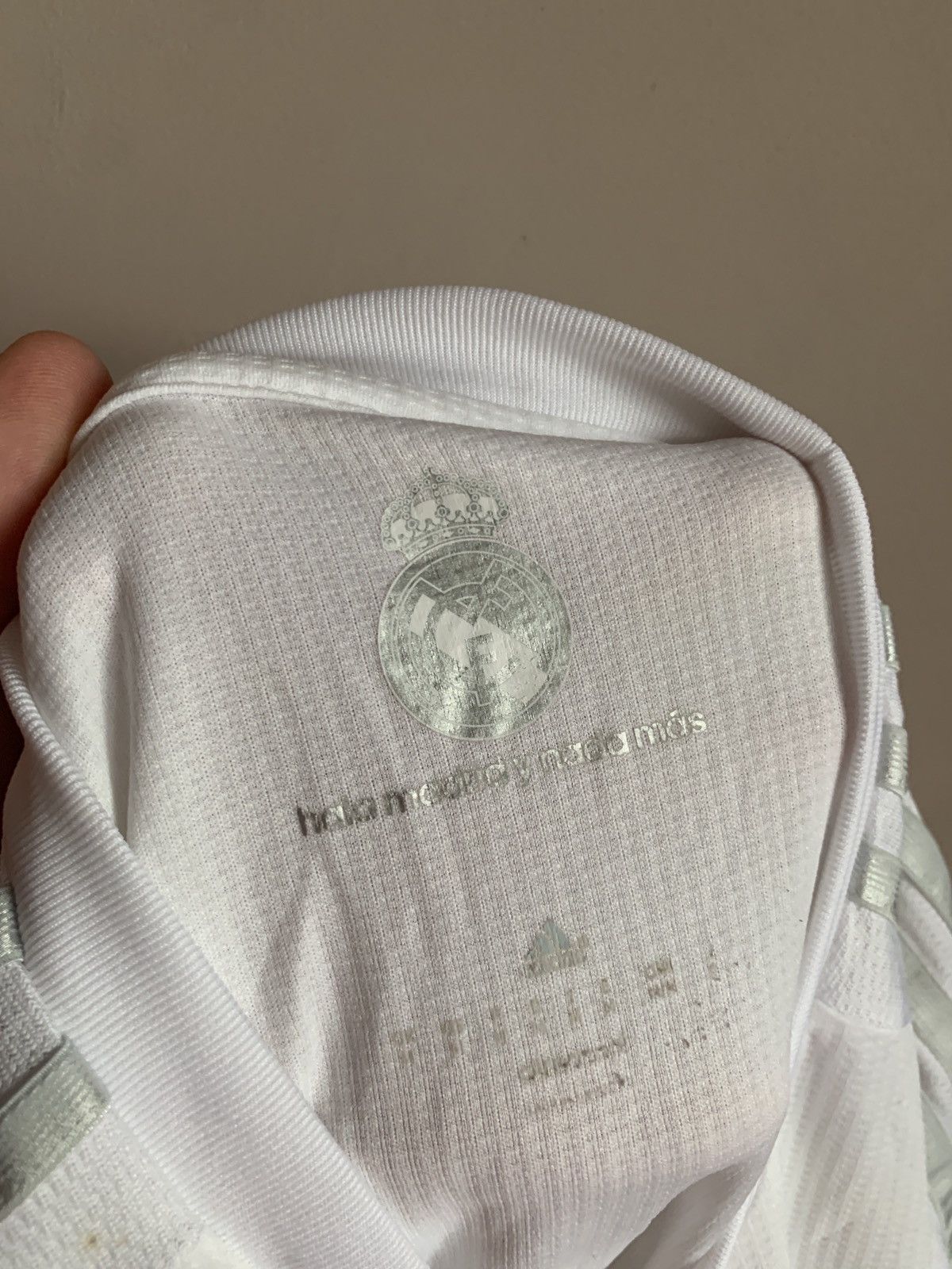 Adidas Real Madrid 2015 Home Football Shirt Adidas Soccer Jersey M Size US M / EU 48-50 / 2 - 15 Thumbnail