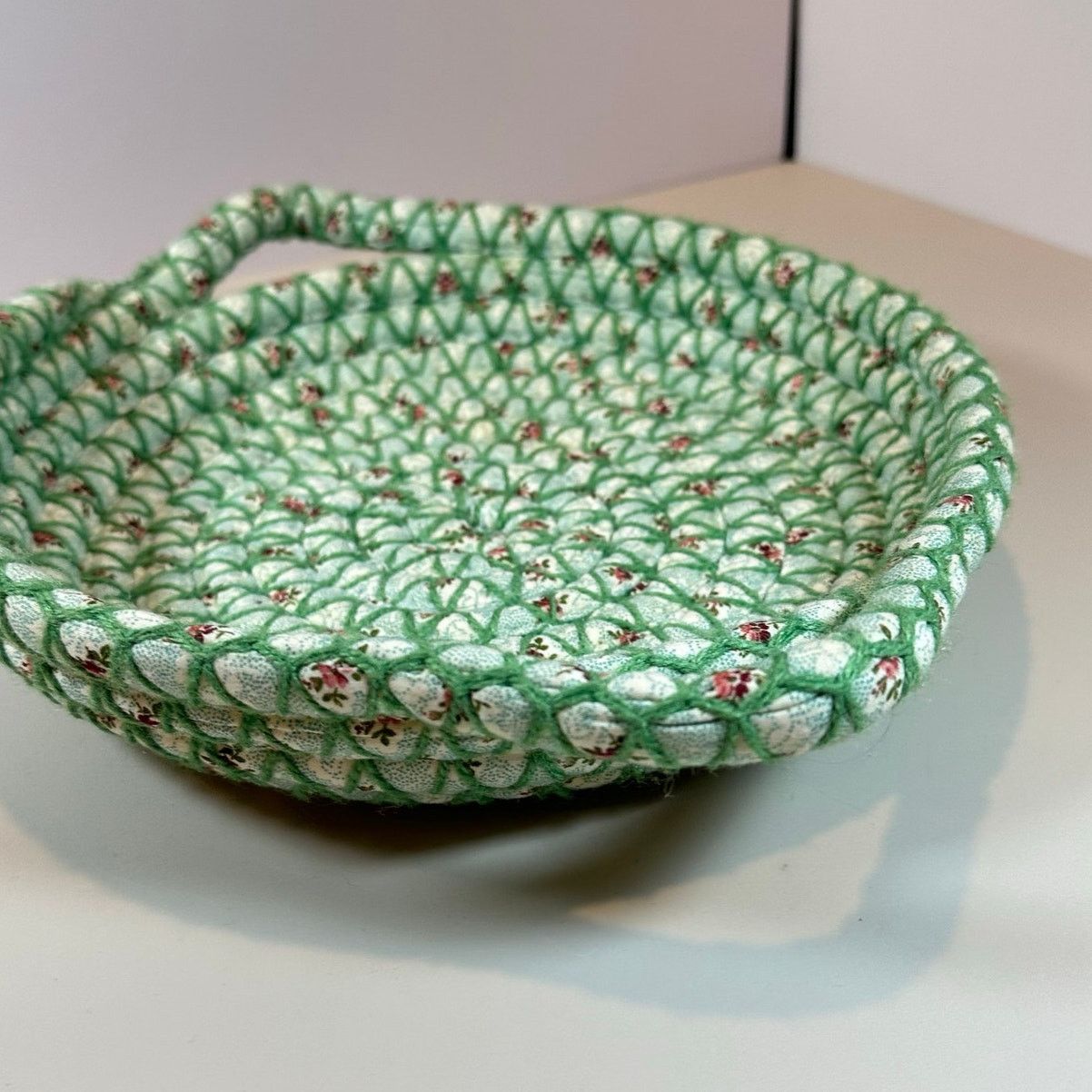 Other Woven Coiled Fabric Bread Bun Basket Handles Green Floral Size ONE SIZE - 3 Thumbnail