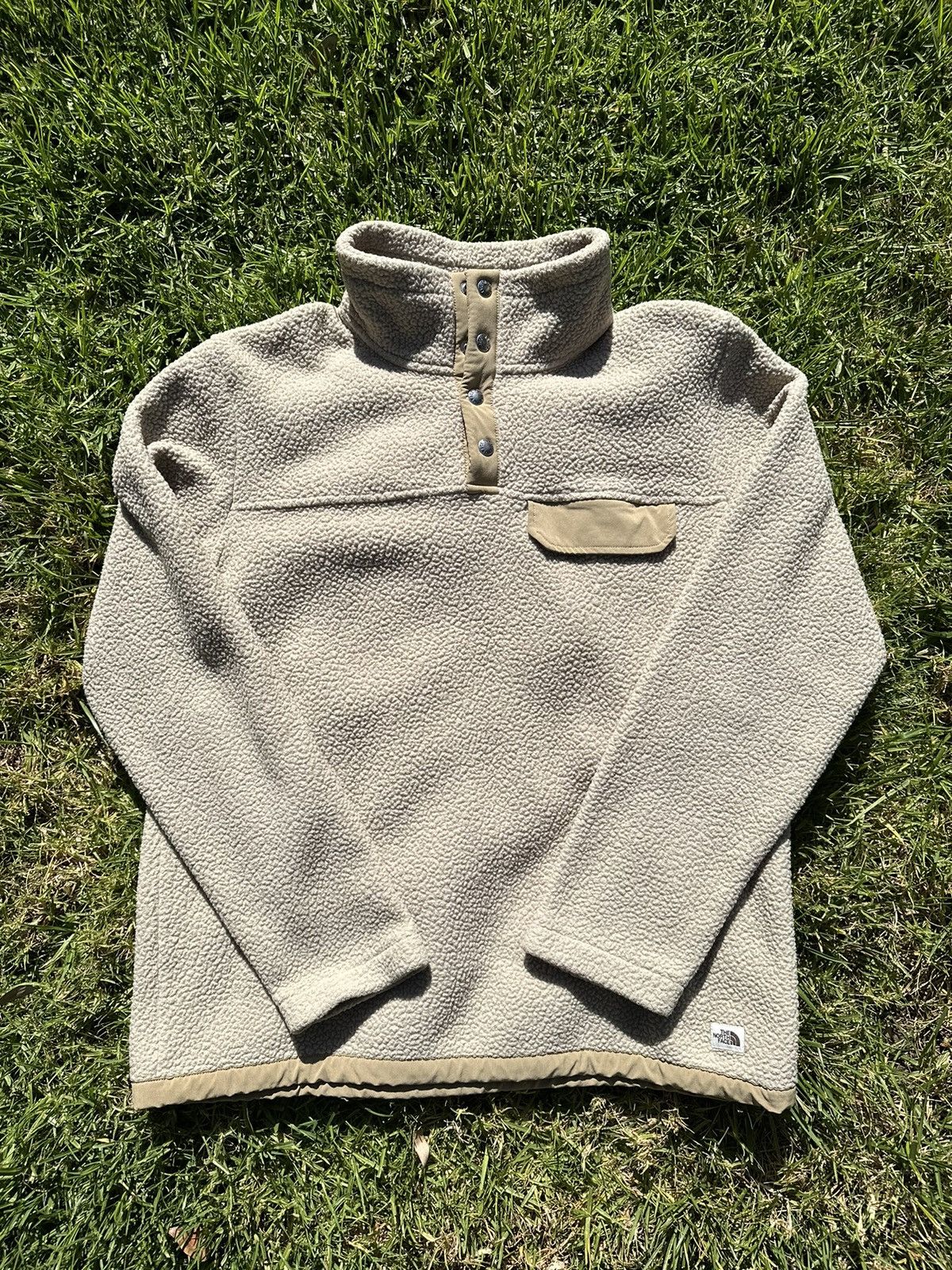 image of The North Face Soft Sherpa Buttoned Pullover in Beige, Men's (Size Large)