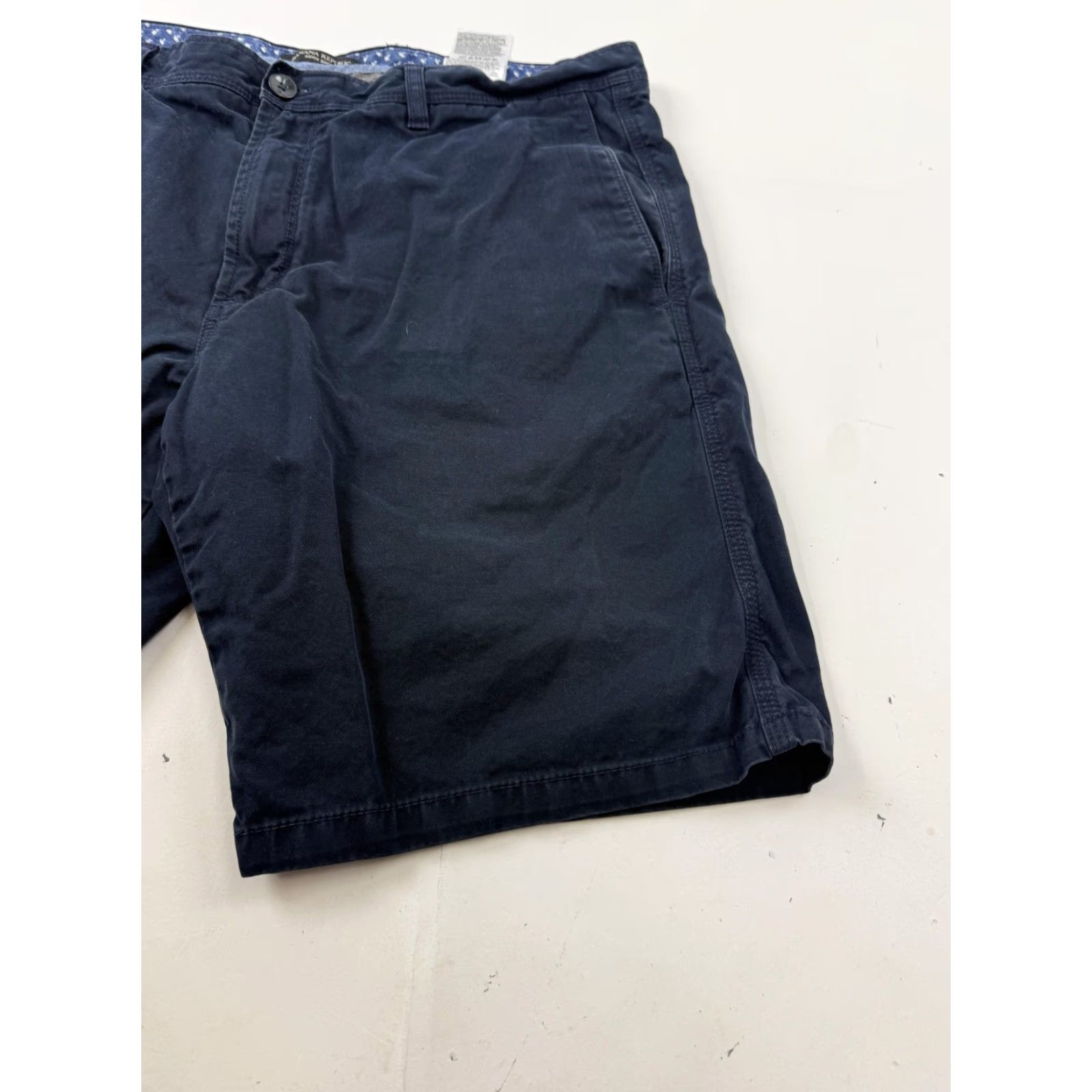 Banana Republic Banana Republic Shorts Mens 36 Blue Aiden Short Cotton Chino 9 Inseam Casual Size US 36 / EU 52 - 2 Thumbnail