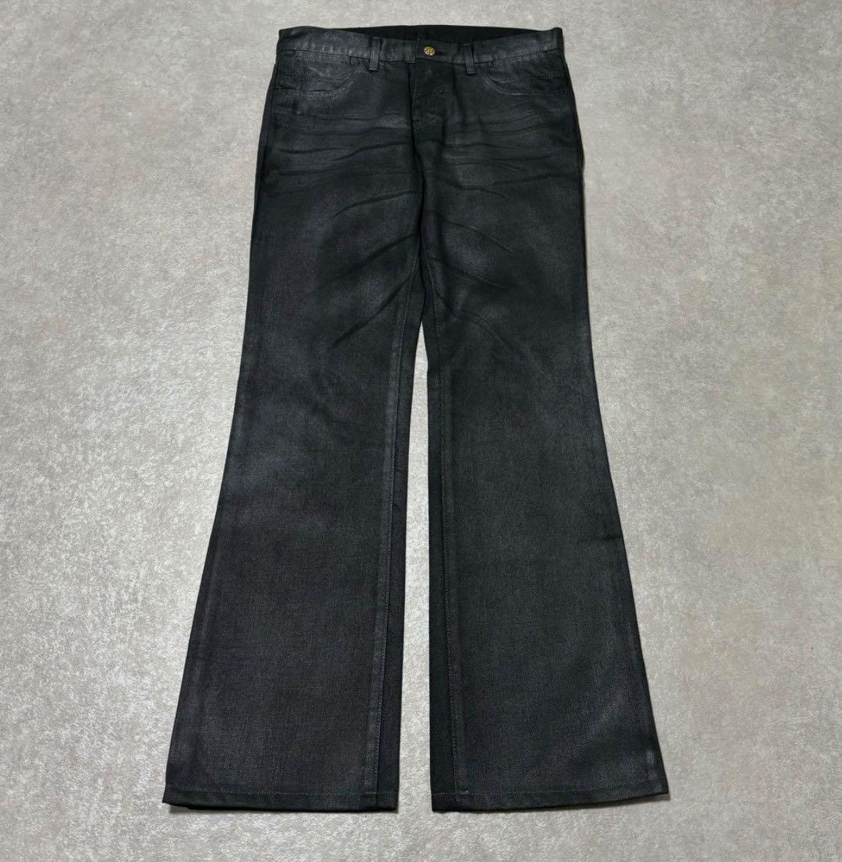 パンツ Tornado Mart waxed black flare denim 00s Tornado Mart Waxed Flared Denim – FOULMANNERED