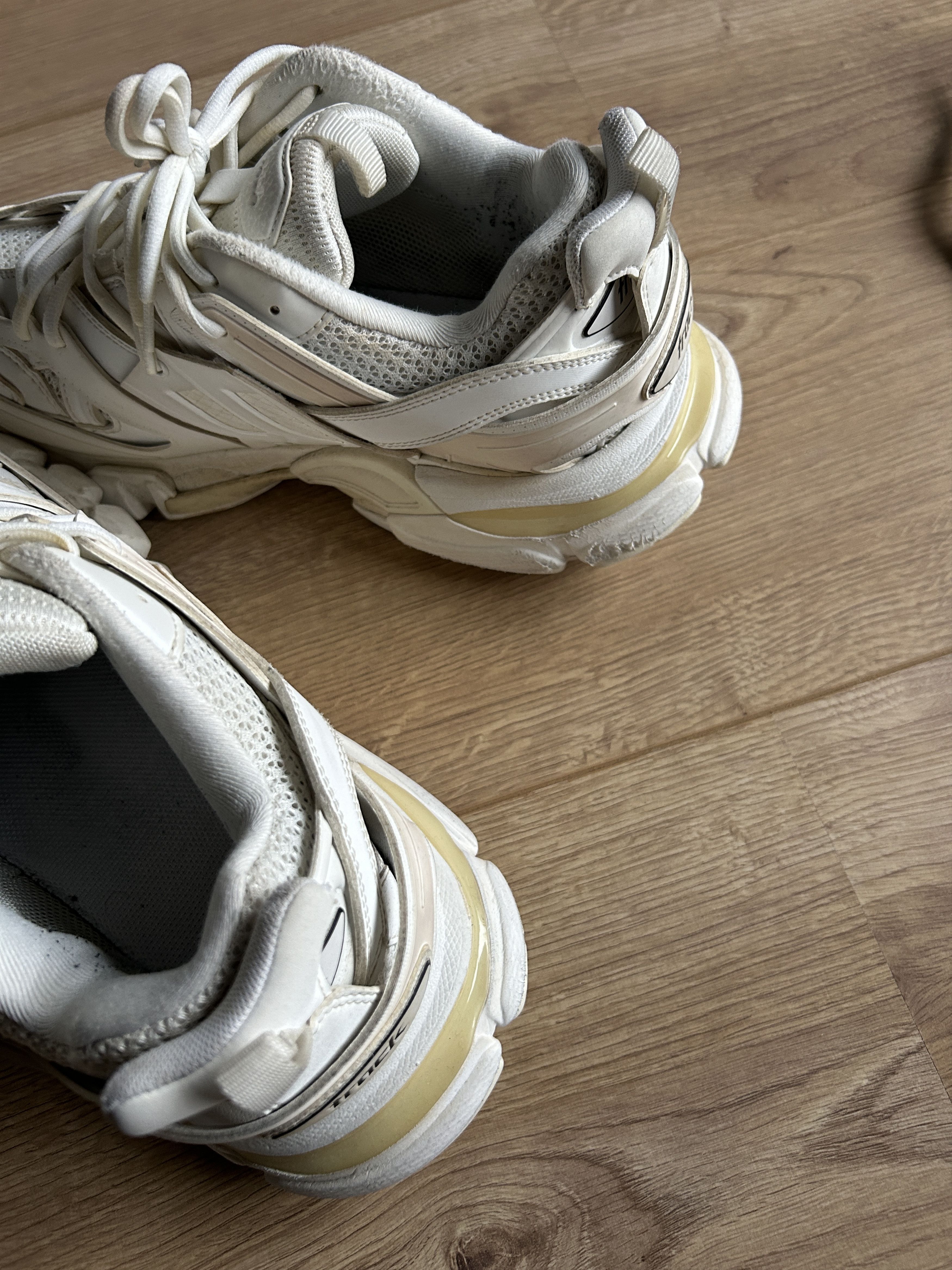 Balenciaga Balenciaga Track Worn Out Sneaker US9 / EU42 | Grailed