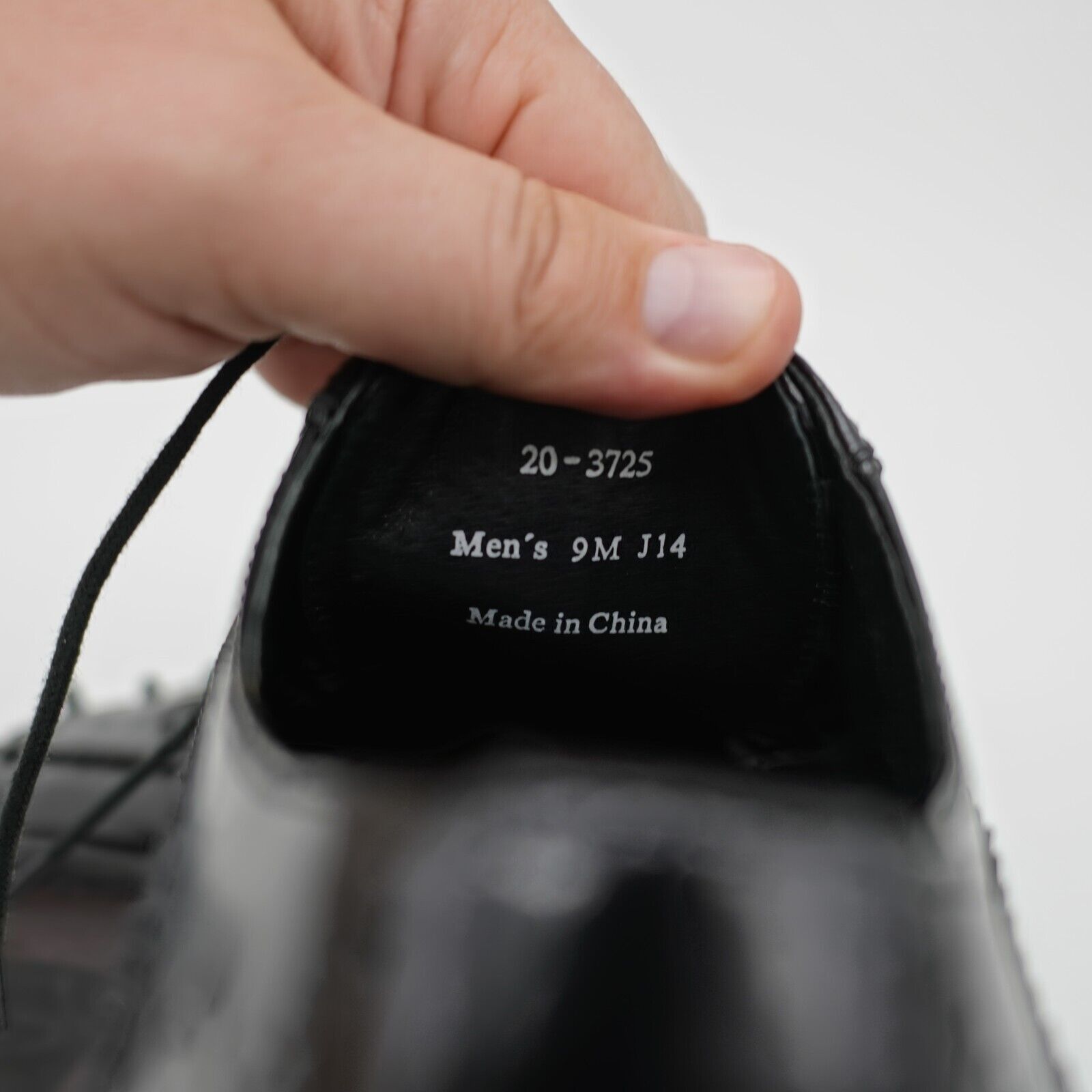 Johnston & Murphy Johnston & Murphy Black Leather Brogue Wing Tip 9 M Dress Sh Size US 9 / EU 42 - 7 Thumbnail