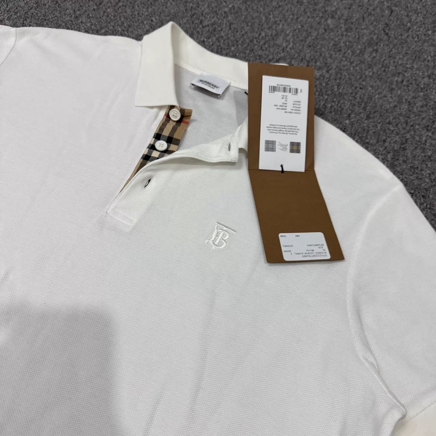Burberry Burberry White TB Logo SS Polo XL NWT Size US XL / EU 56 / 4 - 3 Thumbnail