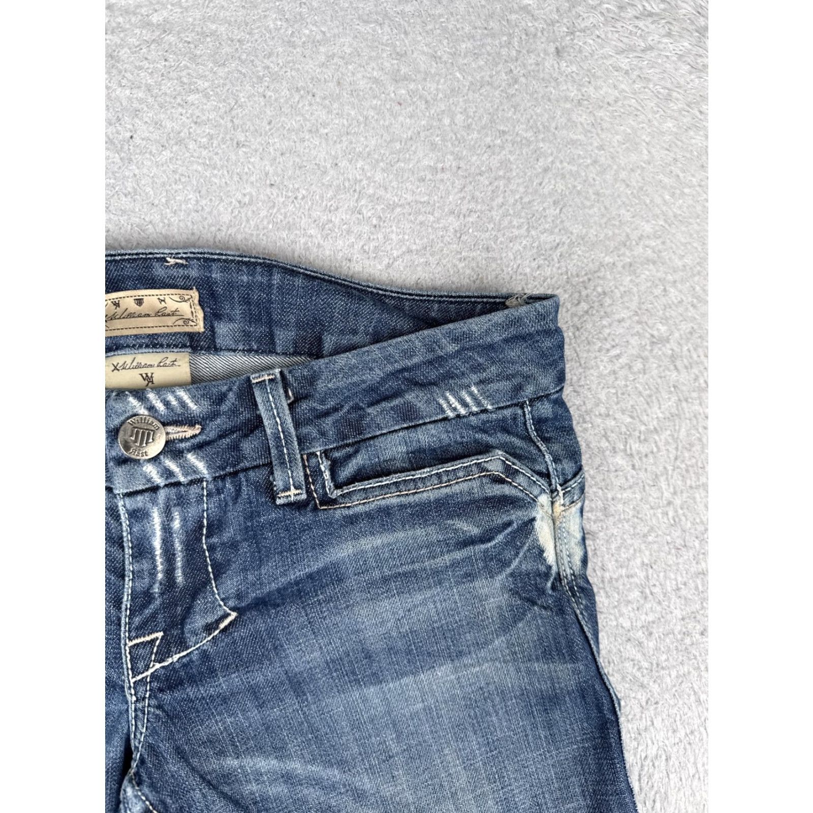Vintage William Rast Shorts Womens 26x7 Blue Distressed Cut-Off Short Lisa Long Short Denim Size 26" / US 2 / IT 38 - 5 Thumbnail