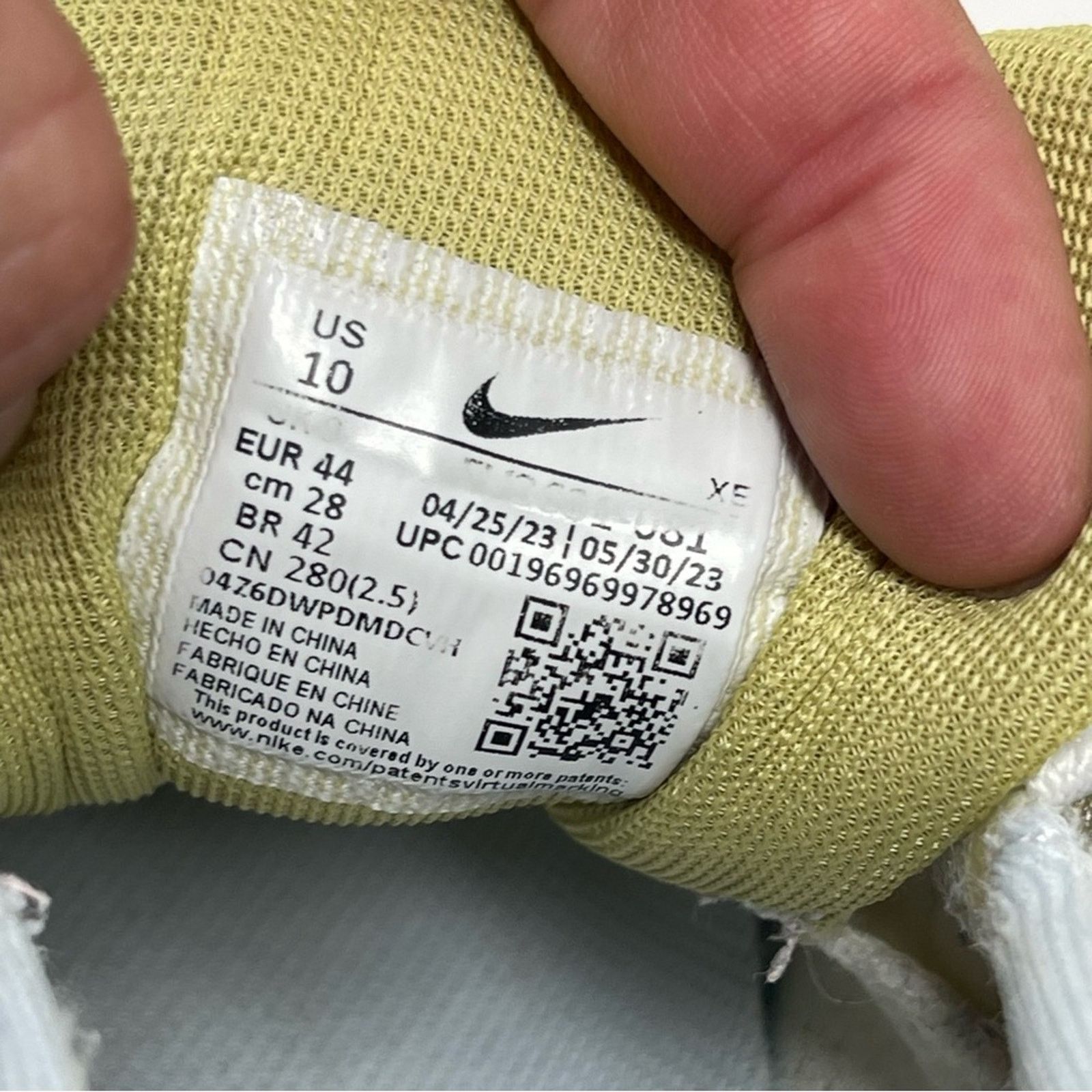 Nike Nike Air Zoom Pegasus 40 Sea Glass Bright Mandarin Men Size US 10 / EU 43 - 6 Thumbnail