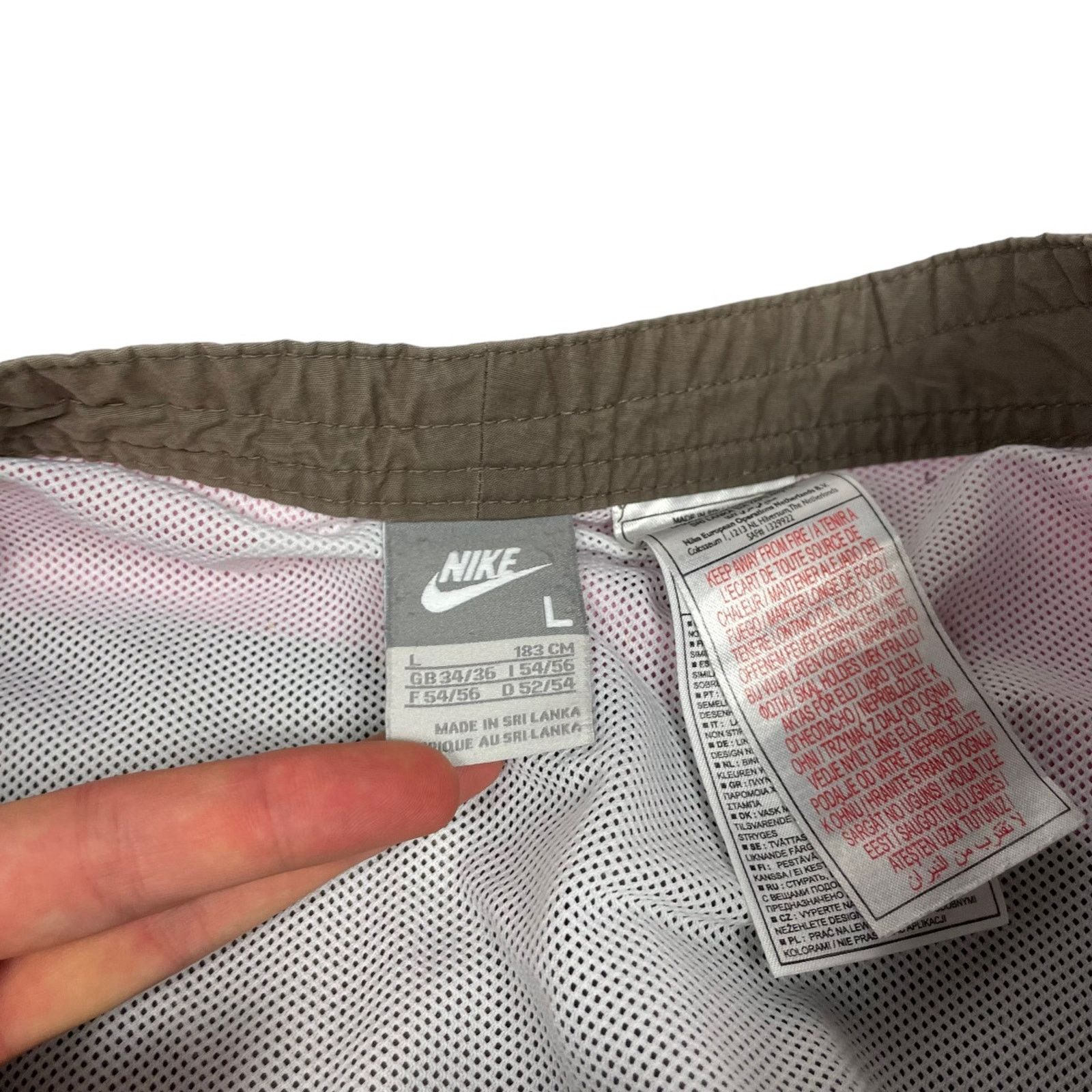 Nike × Nike ACG × Vintage Nike Vintage Shorts Size US 32 / EU 48 - 5 Thumbnail