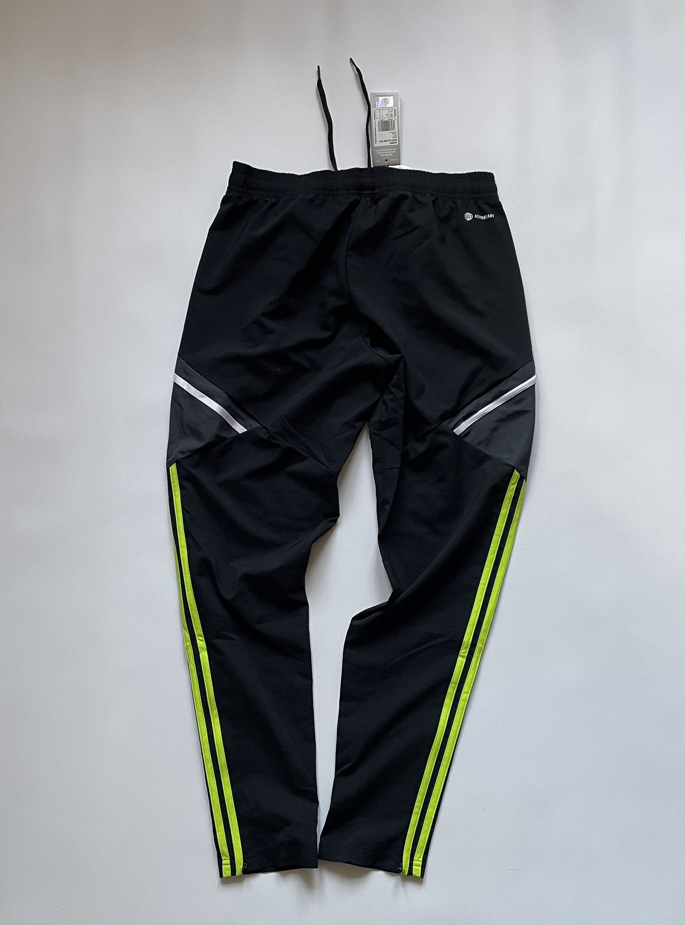 Adidas Manchester United adidas European Training Pants 2022 2023 Size US 32 / EU 48 - 2 Thumbnail