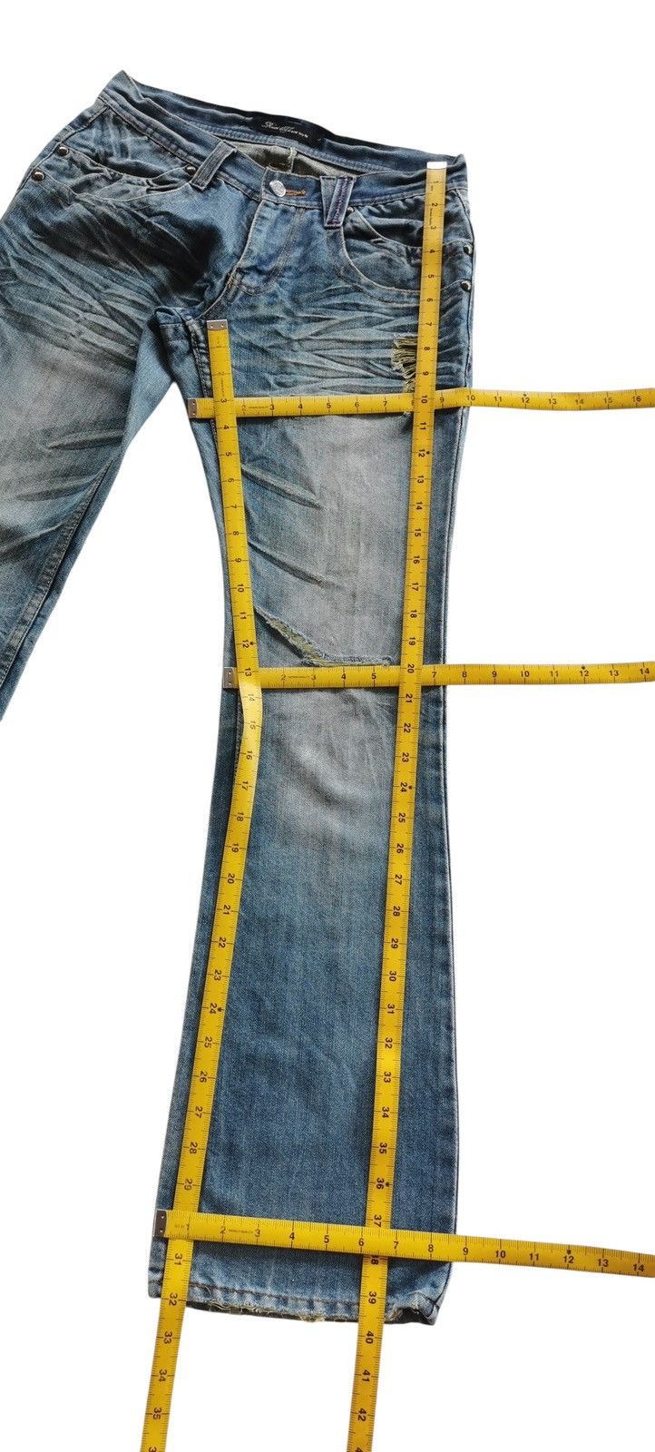 Jean Root Three Flared Distressed Whiskering Clawmark Jeans Size US 28 / EU 44 - 12 Thumbnail