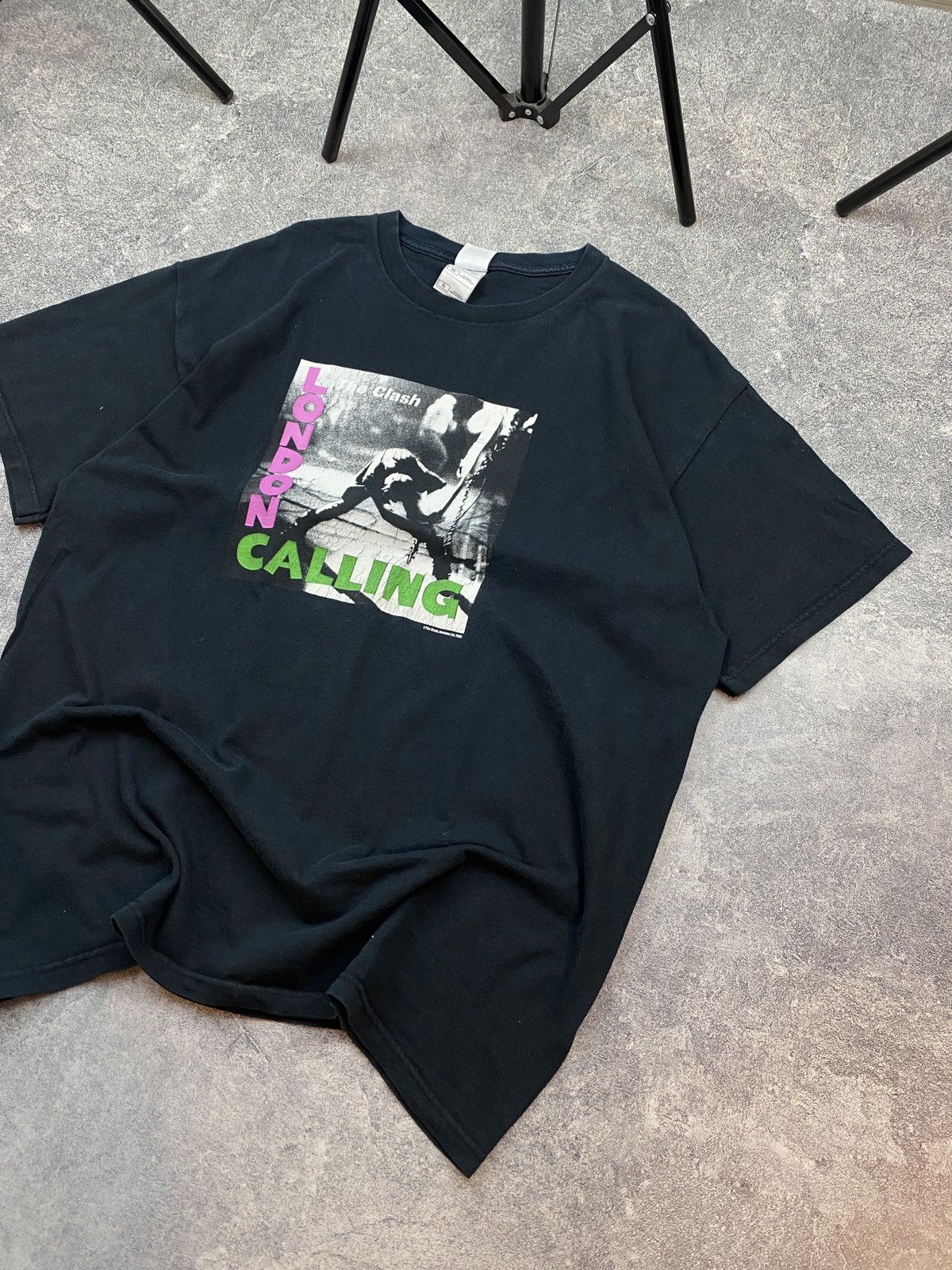 Band Tees × Vintage Vintage 2003 The Clash London Calling Tee (Sex Pistols) Size US XL / EU 56 / 4 - 3 Thumbnail