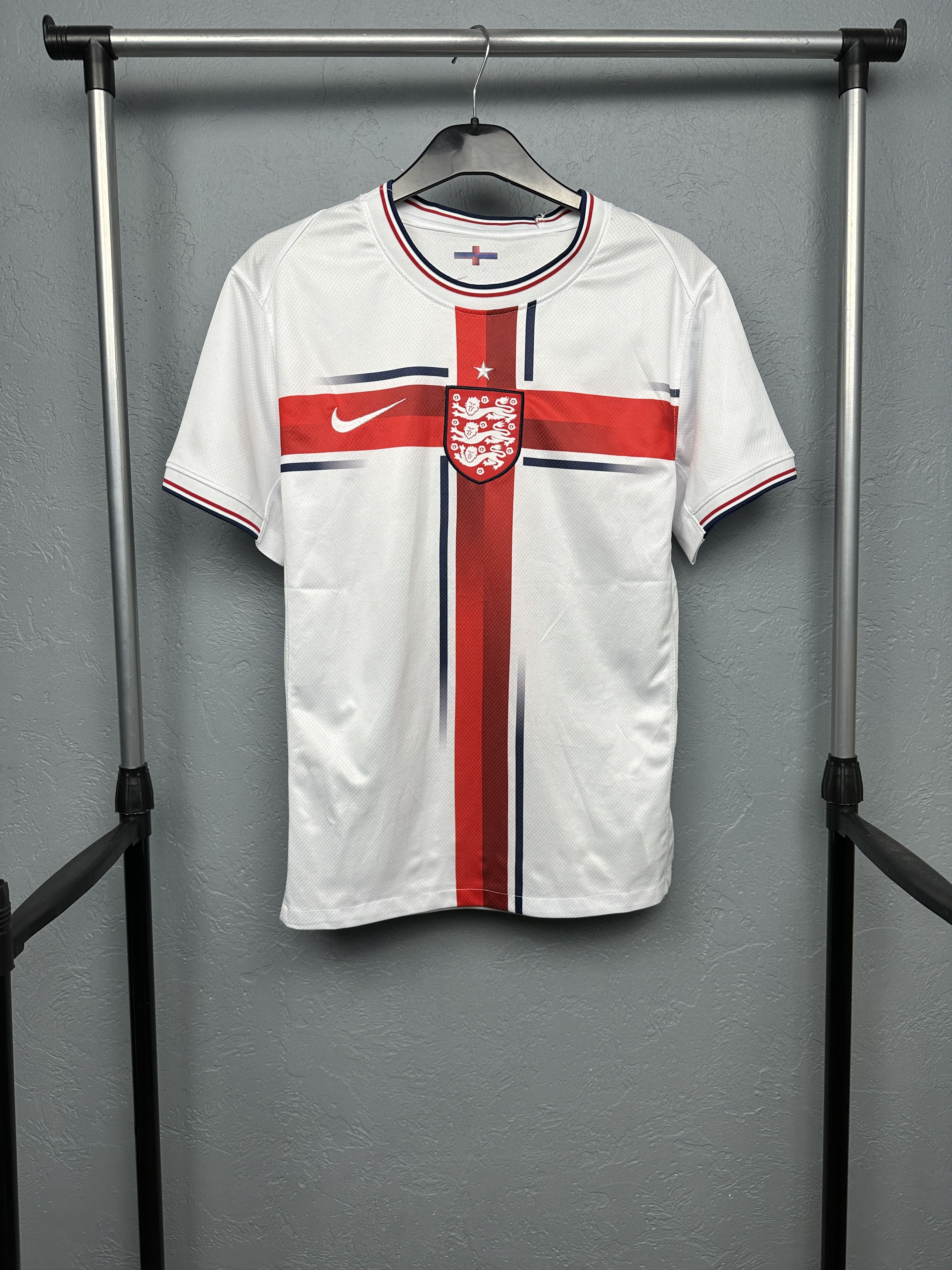 Nike Nike Dri Fit England Mens T-Shirt Jersey Size US S / EU 44-46 / 1 - 1 Thumbnail