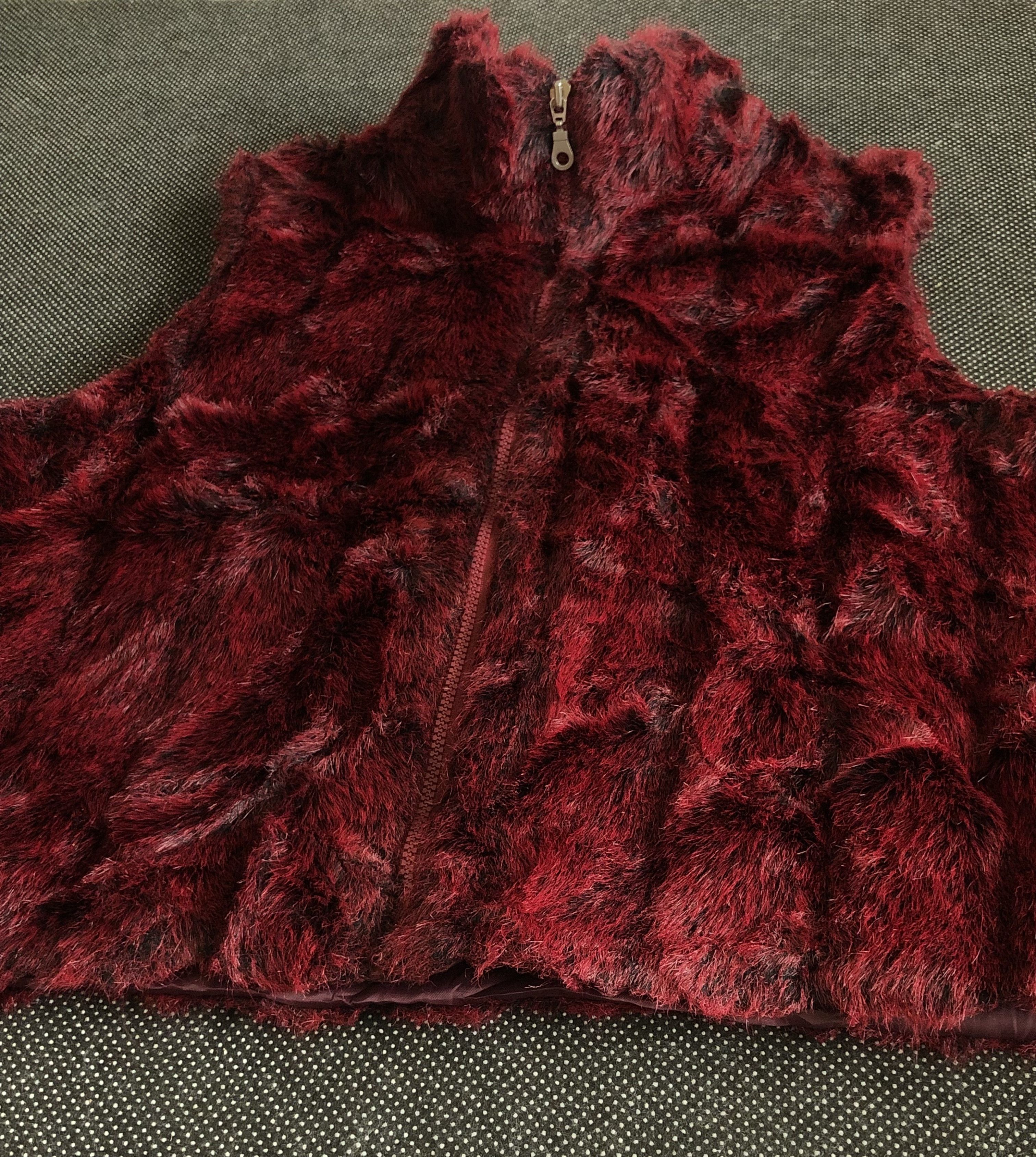 Japanese Brand VINTAGE CUSTOM UNBRAND JAPAN FAUX FUR RED VELVET ZIP VEST Size M / US 6-8 / IT 42-44 - 4 Thumbnail