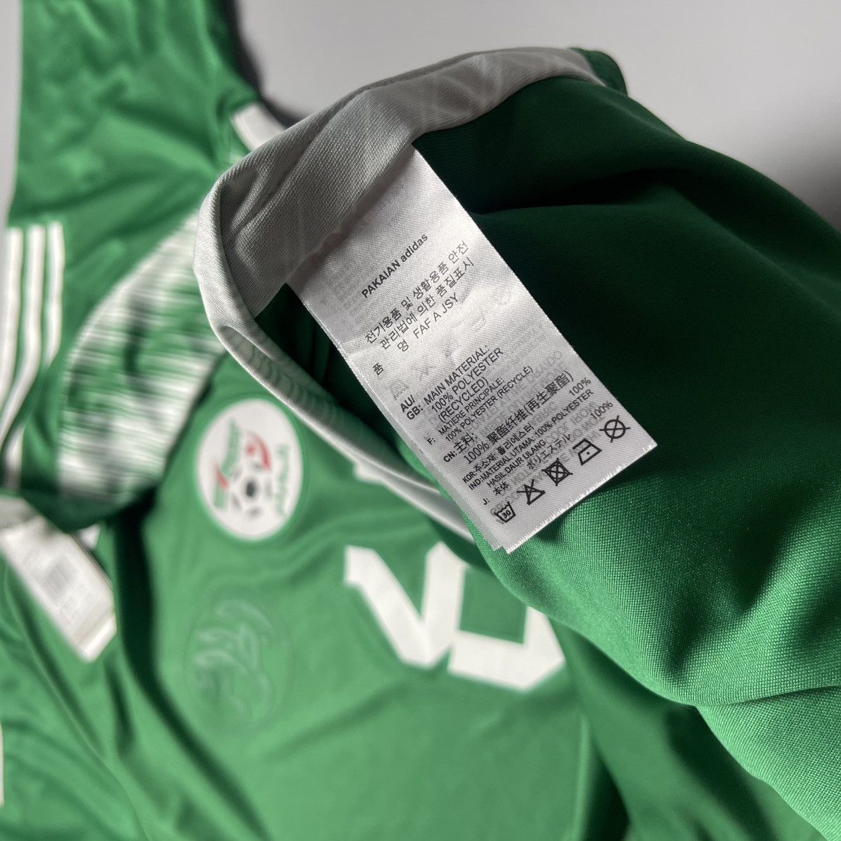 Adidas ALGERIA ADIDAS 2022 WORLD CUP FOOTBALL SOCCER AWAY JERSEY Size US XS / EU 42 / 0 - 5 Thumbnail