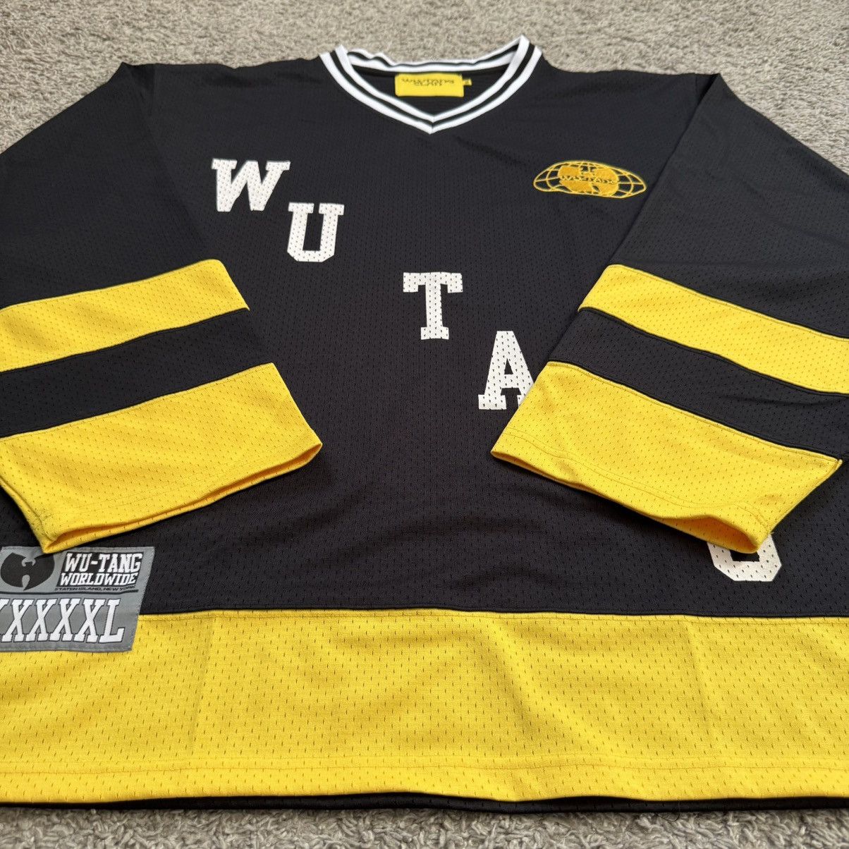 Wu-Tang Clan 🔴Wu-Tang Hockey Jersey Size XL Rare WuTang Clan Method Man Size US XL / EU 56 / 4 - 10 Thumbnail