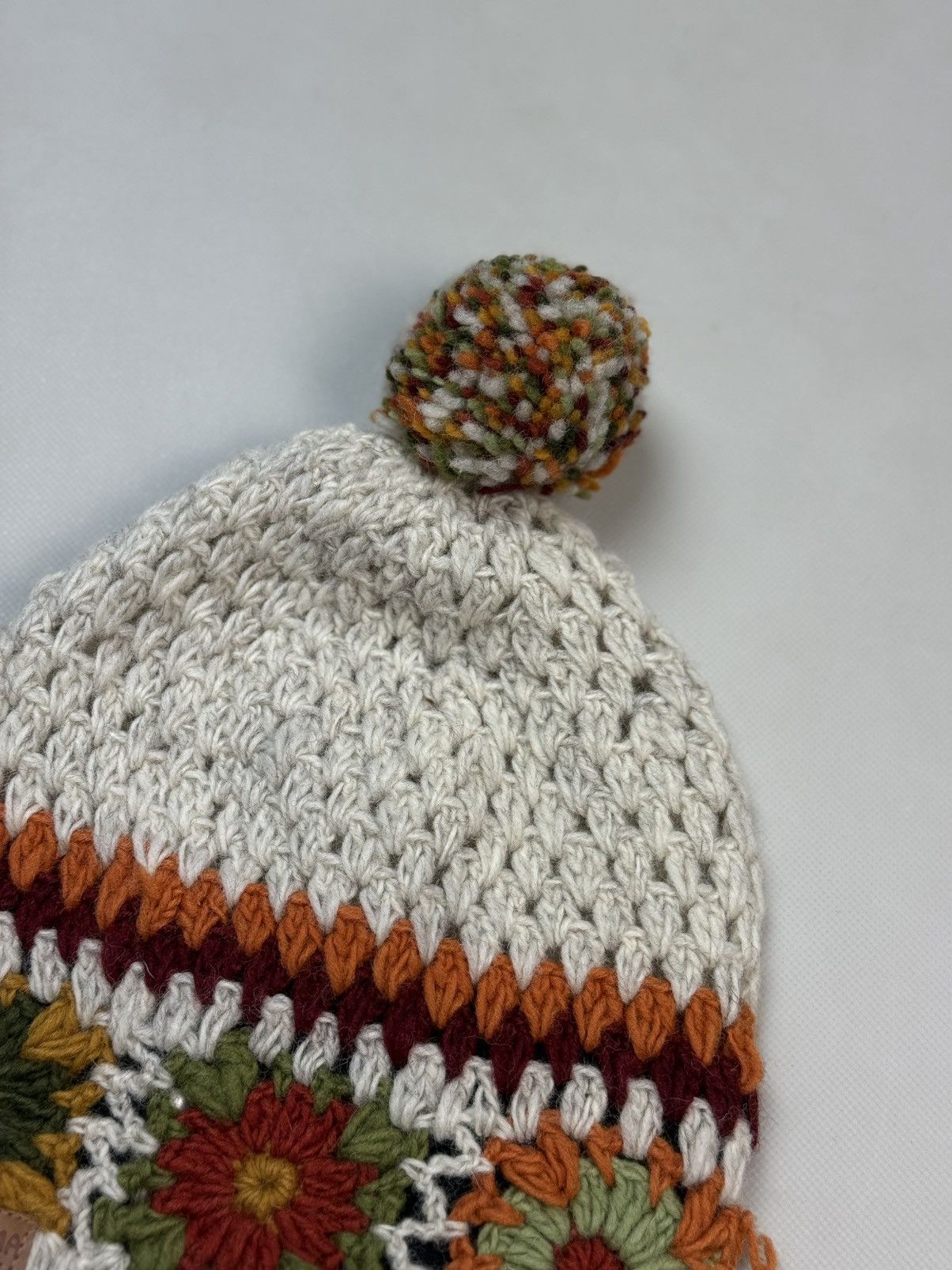 Other Pachamama Floral Pattern Hand Knitted Bobble Beanie Hat Size ONE SIZE - 6 Thumbnail
