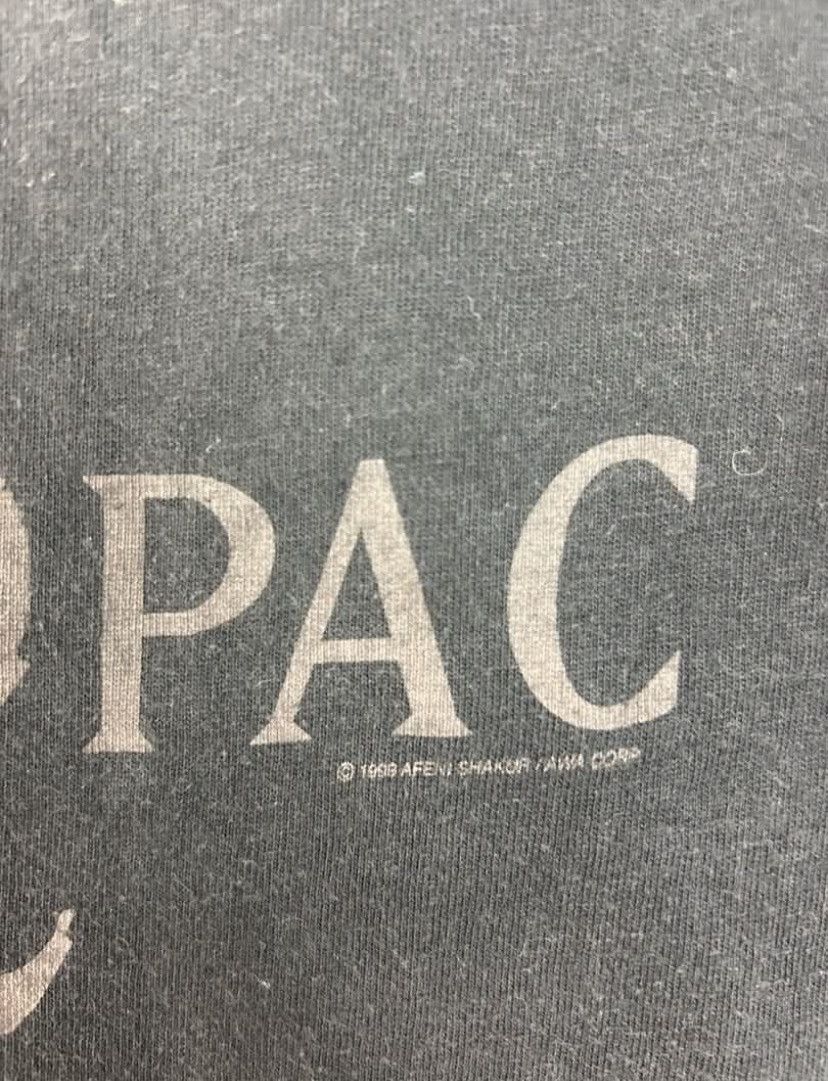 Rap Tees × Vintage Vintage 90s Tupac Shakur Big Photoprint/ Rapper/Black Size M Size US M / EU 48-50 / 2 - 4 Thumbnail