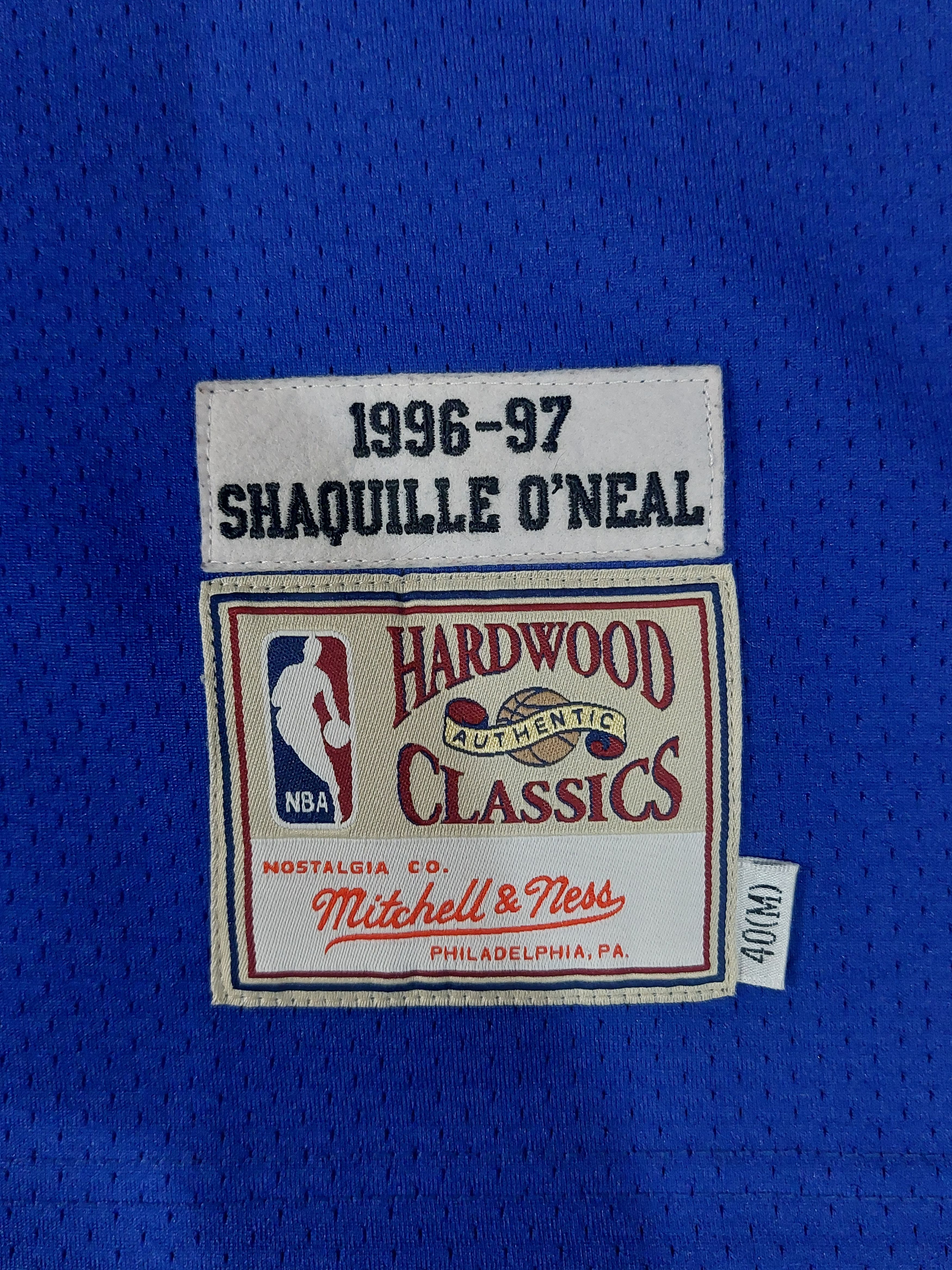 Mitchell & Ness Authentic Los Angeles Lakers Shaquille O'Neal 96-97 Jersey Size US M / EU 48-50 / 2 - 3 Thumbnail