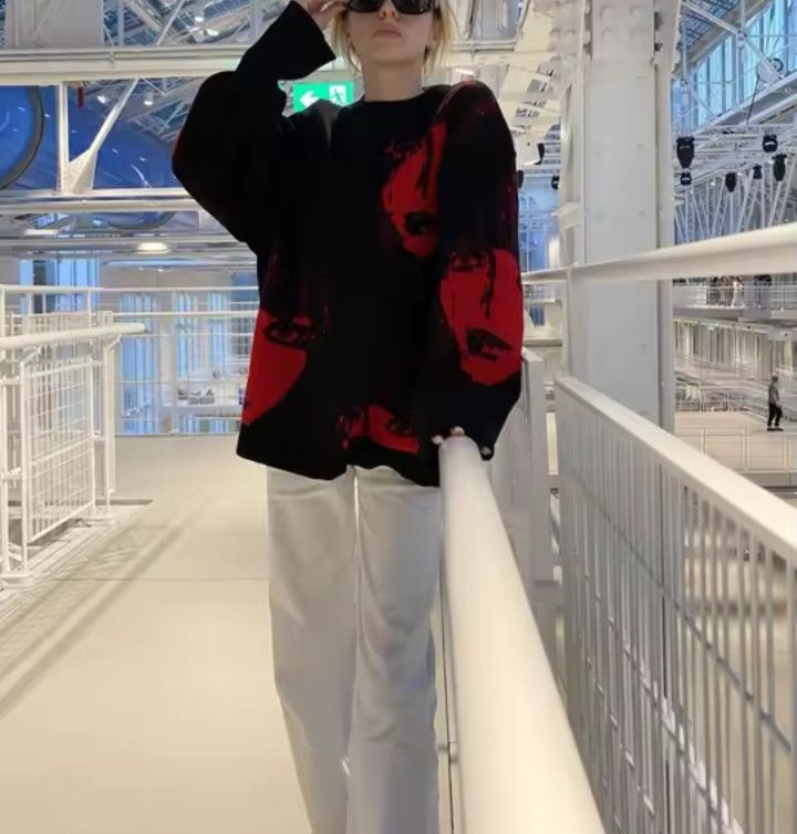 Japanese Brand × Vintage Vintage Knitted Sweater Portrait Pattern Size US XL / EU 56 / 4 - 4 Thumbnail