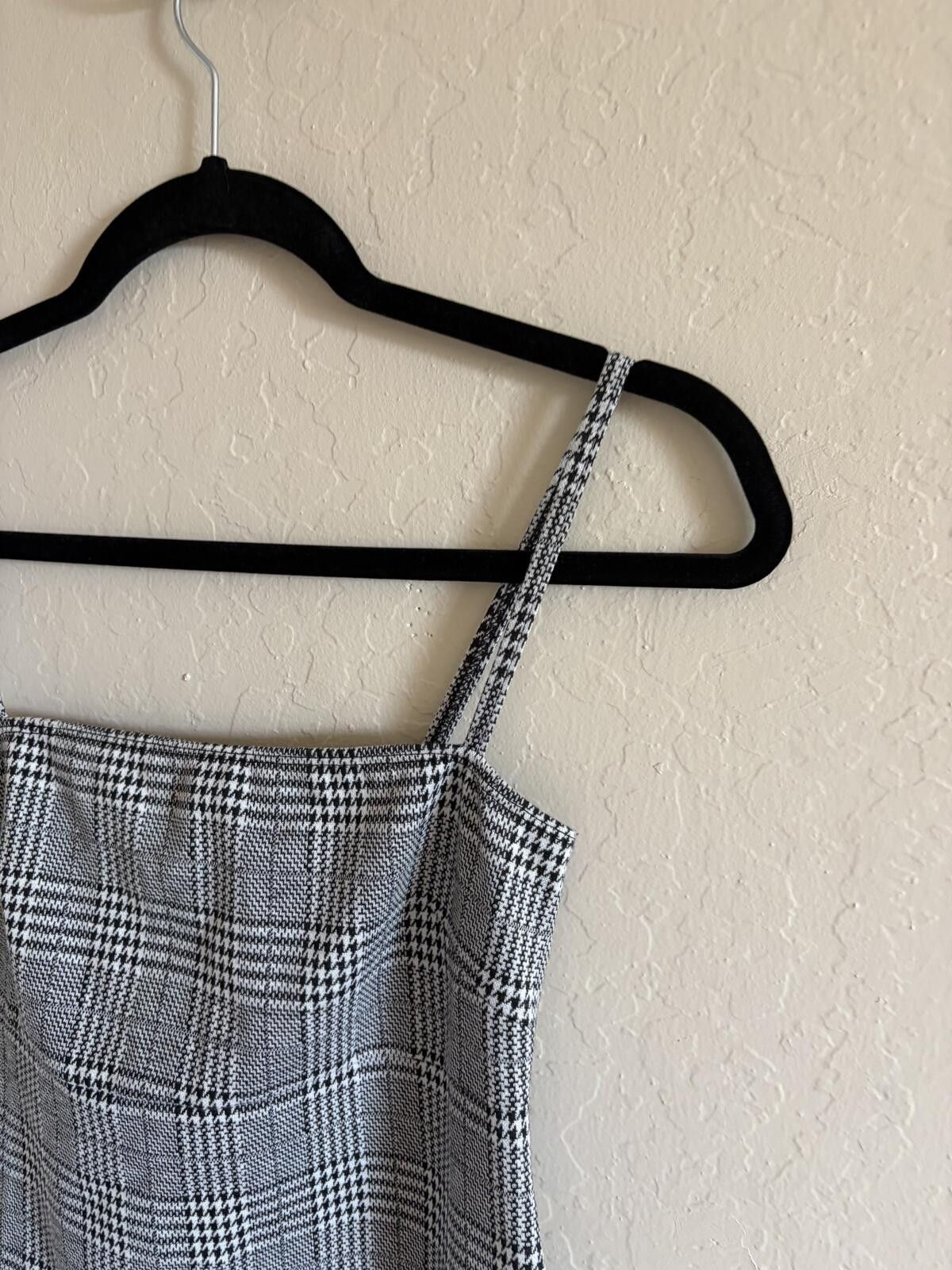 Other Popular Basics dress Size S / US 4 / IT 40 - 2 Thumbnail