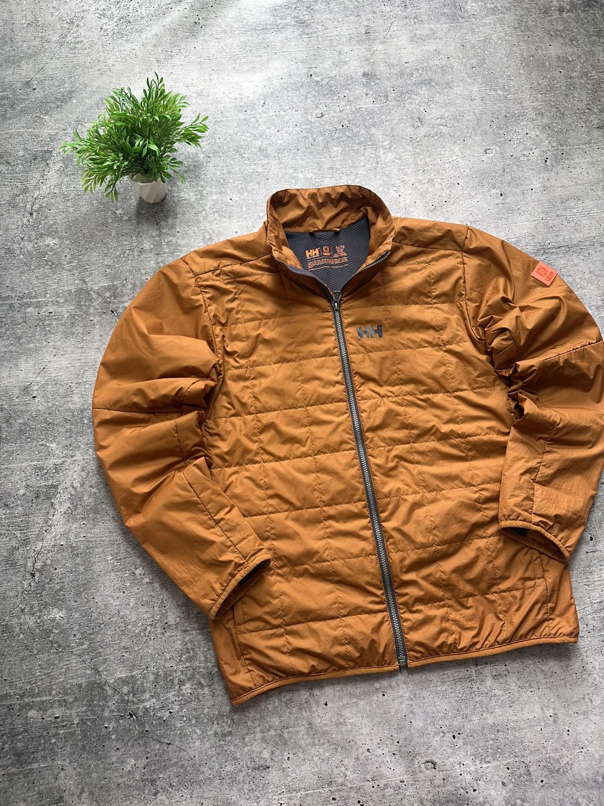 Helly Hansen Helly Hansen ULLR Outdoor Rain Quilt Jacket Gorpcore Size US XL / EU 56 / 4 - 1 Thumbnail