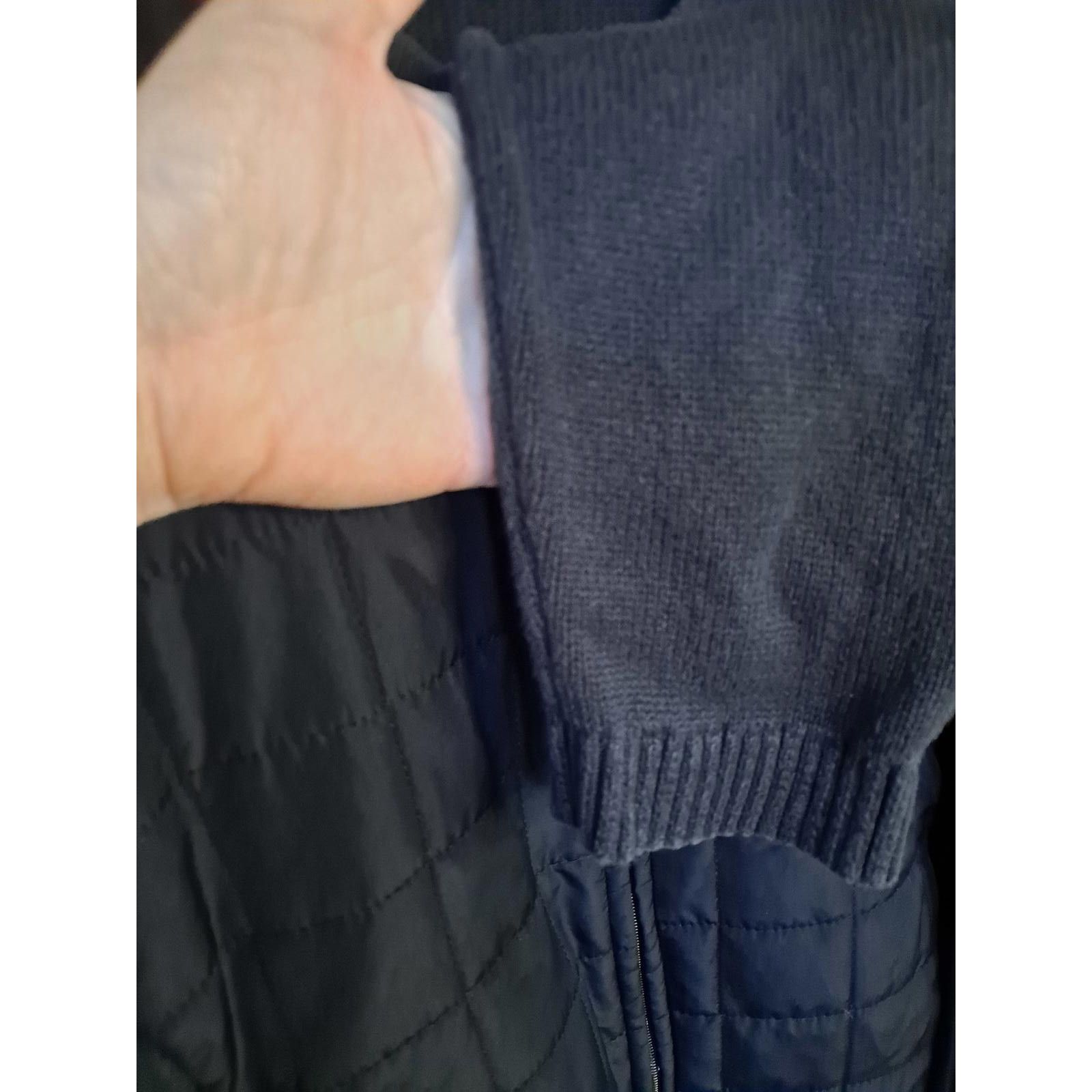 Croft & Barrow Croft & Barrow Full Zip Black Quilted Jacket with Sweater Ar Size US L / EU 52-54 / 3 - 2 Thumbnail