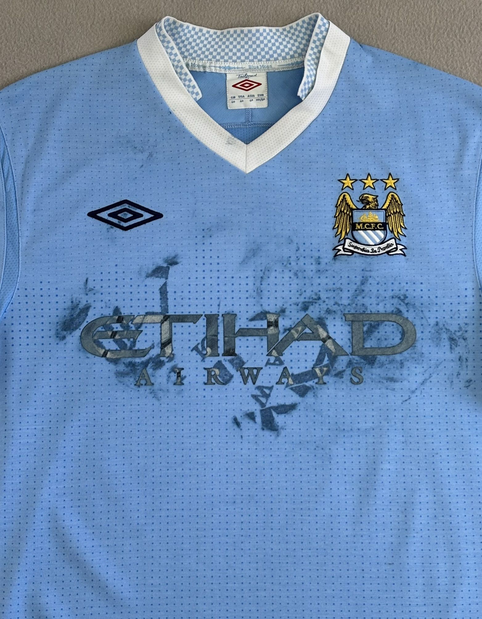 Umbro Manchester City 2011/2012 Umbro Football Jersey Size M Size US M / EU 48-50 / 2 - 6 Thumbnail