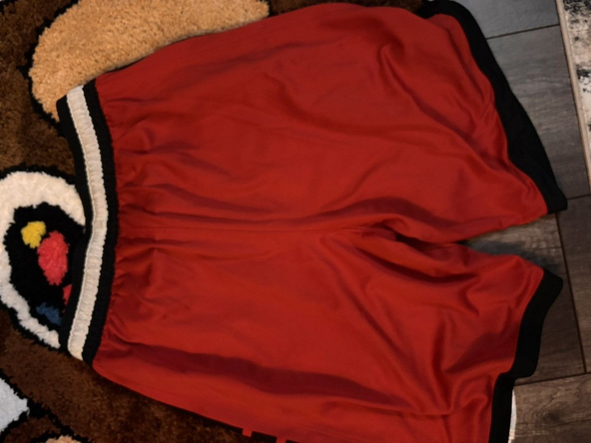 Nike Nike Basketball Shorts Size US 30 / EU 46 - 2 Thumbnail