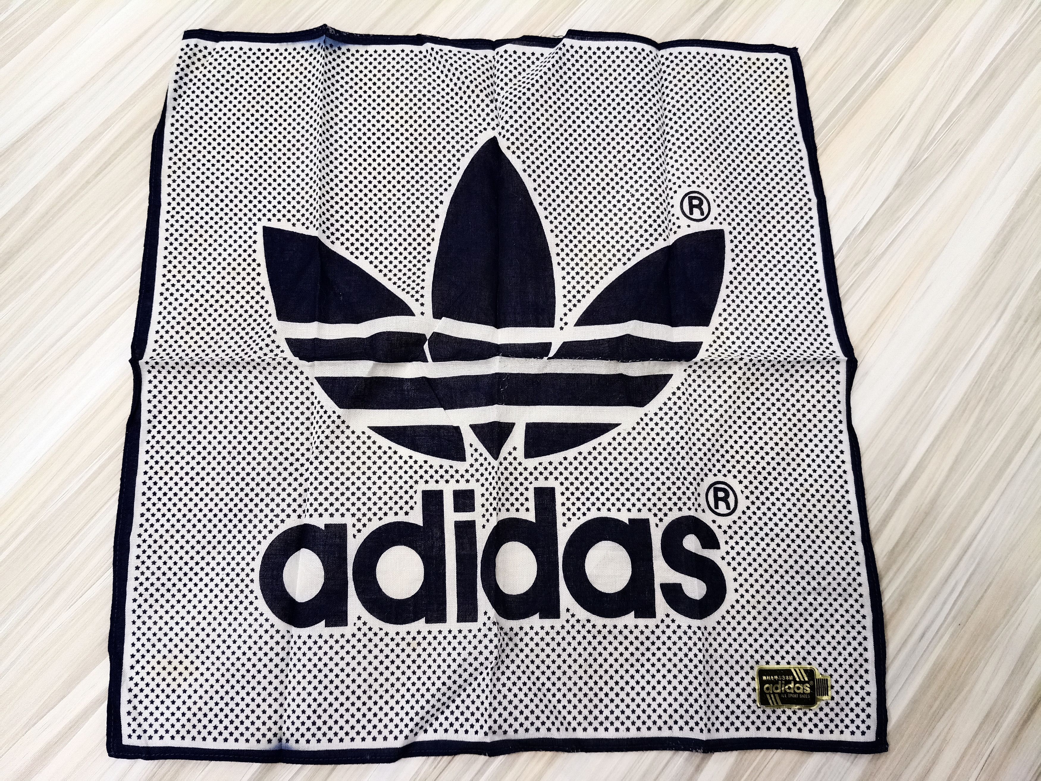 Adidas Adidas vintage handkerchief NOS NEW OLD STOCK 90'S Size 36 - 1 Thumbnail