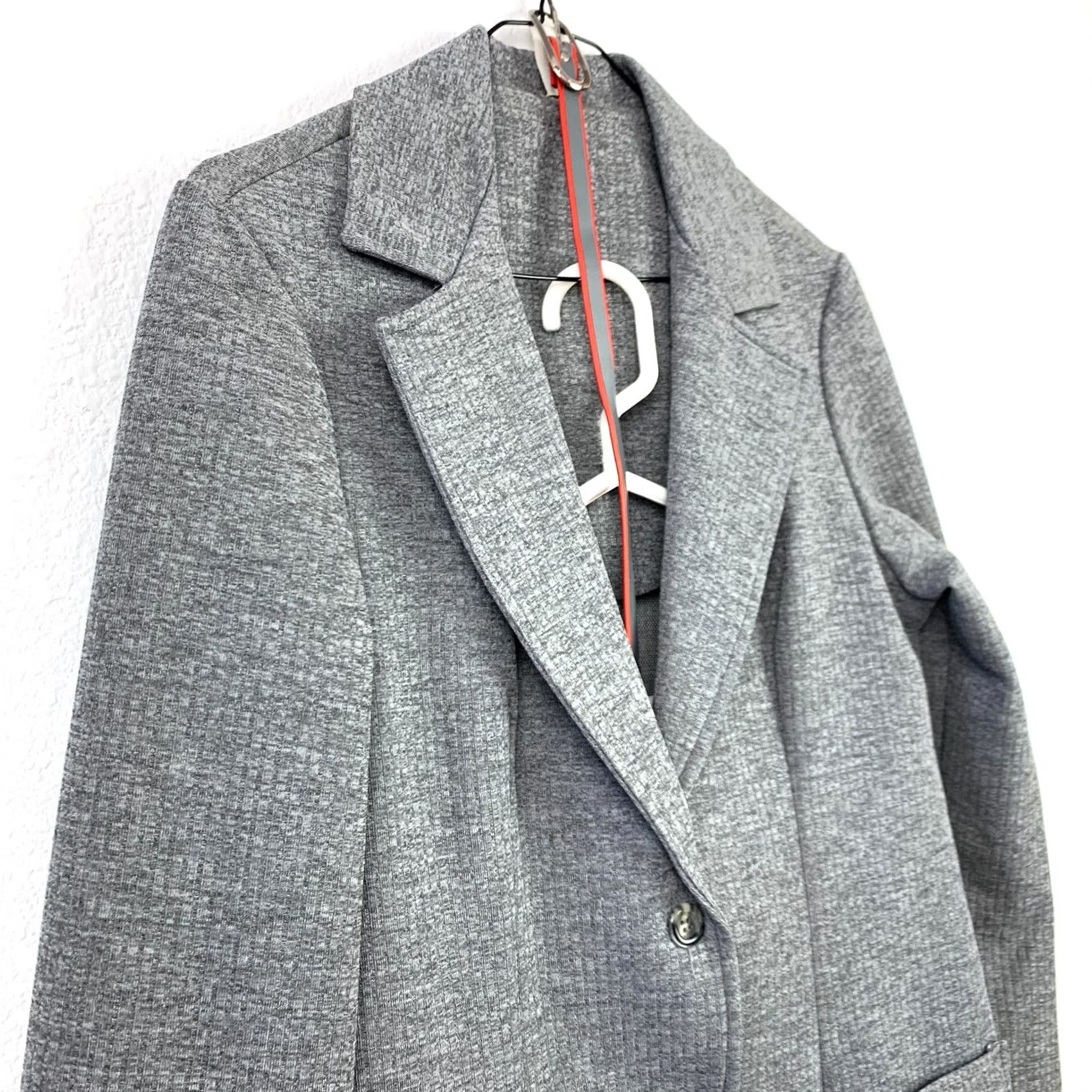 Vintage Vintage Gray Polyester Blazer Skirt Set 15/16 Unbranded Women Outfit/Set 100% Polyester Blazer Skirt Belt Long Sleeve V-Neck Size 36" / US 14 / IT 50 - 3 Thumbnail