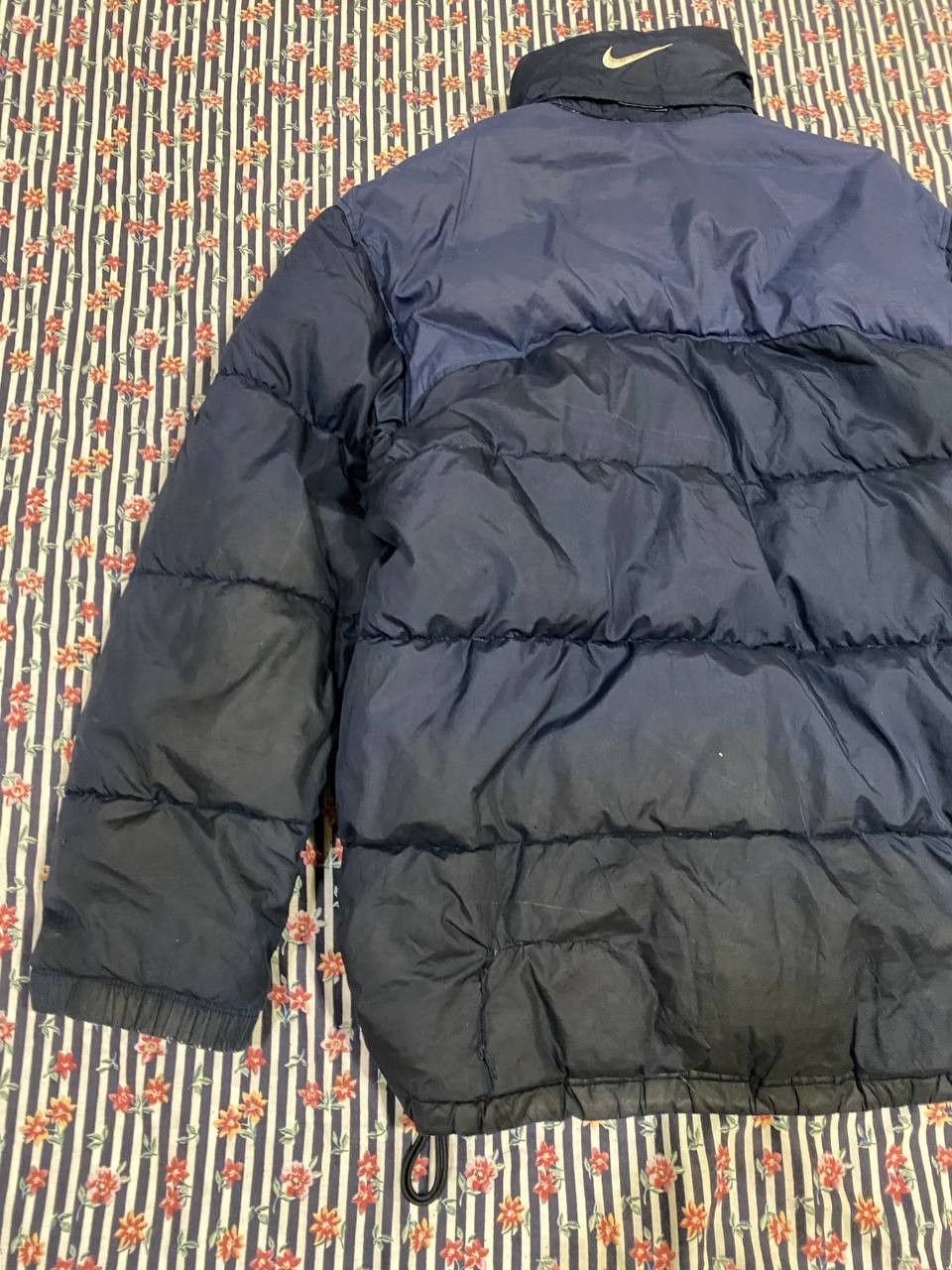 Nike Vtg Nike Puffer Jacket Down Zip Up Y2K Navy Swoosh Size US XL / EU 56 / 4 - 14 Thumbnail