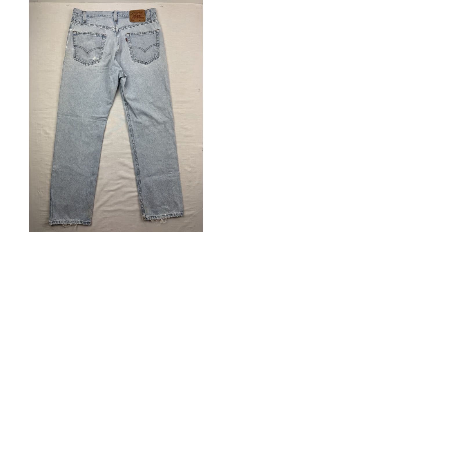Levi's VINTAGE Levi's 505 Jeans Men Adult 34x30 Regular Fit Straight Blue Cotton 90s 2000s Size US 34 / EU 50 - 12 Thumbnail