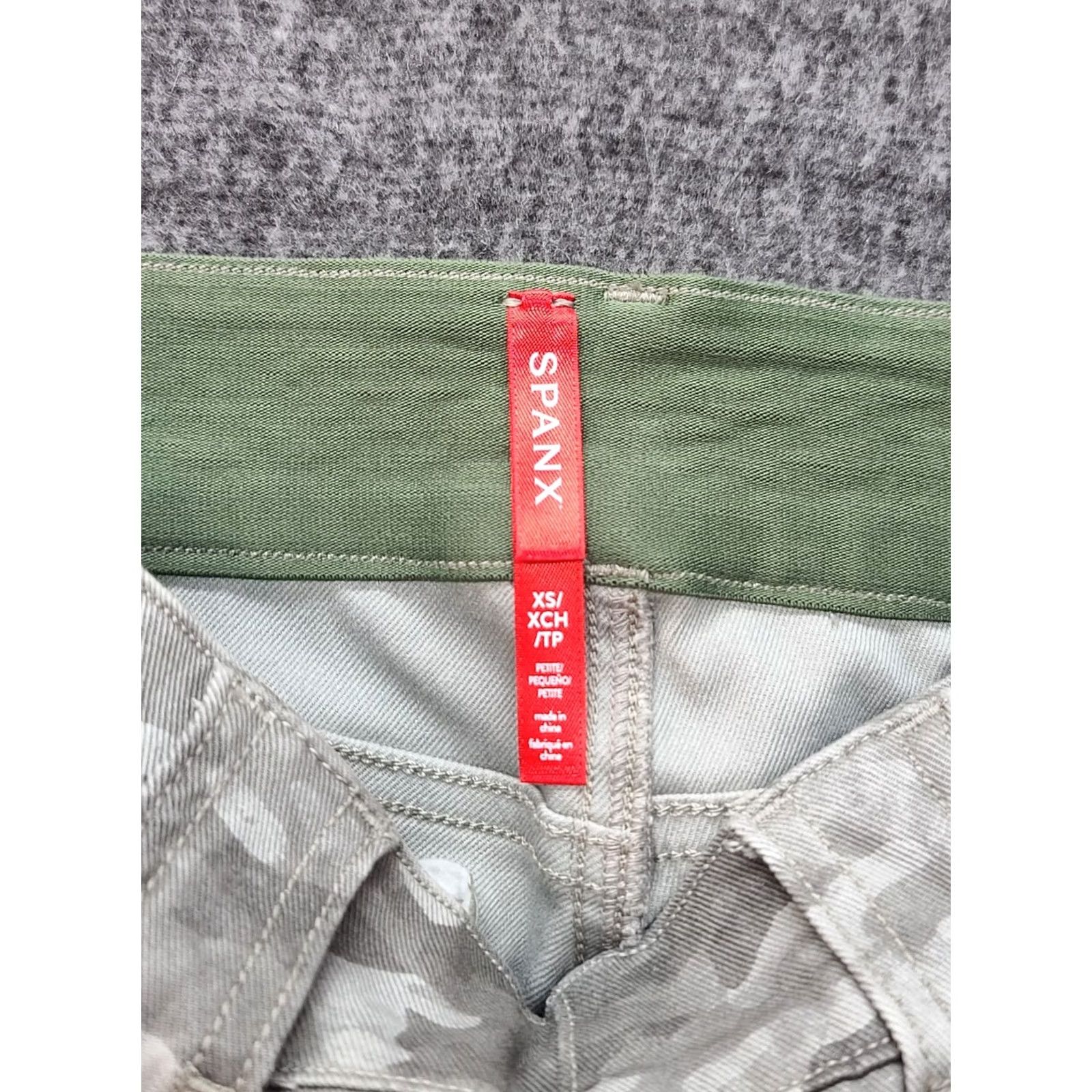 Spanx Spanx Pants Womens XS Petite Stretch Twill Ankle Cargo Camo Leggings 20311Q Size 26" / US 2 / IT 38 - 2 Thumbnail