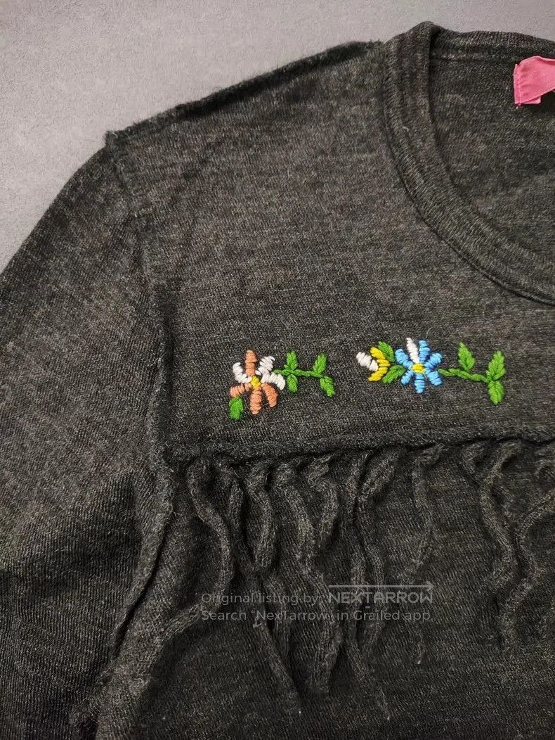 Junya Watanabe Junya Watanabe Wool Fringe Embroidered Knit. Size US S / EU 44-46 / 1 - 4 Thumbnail