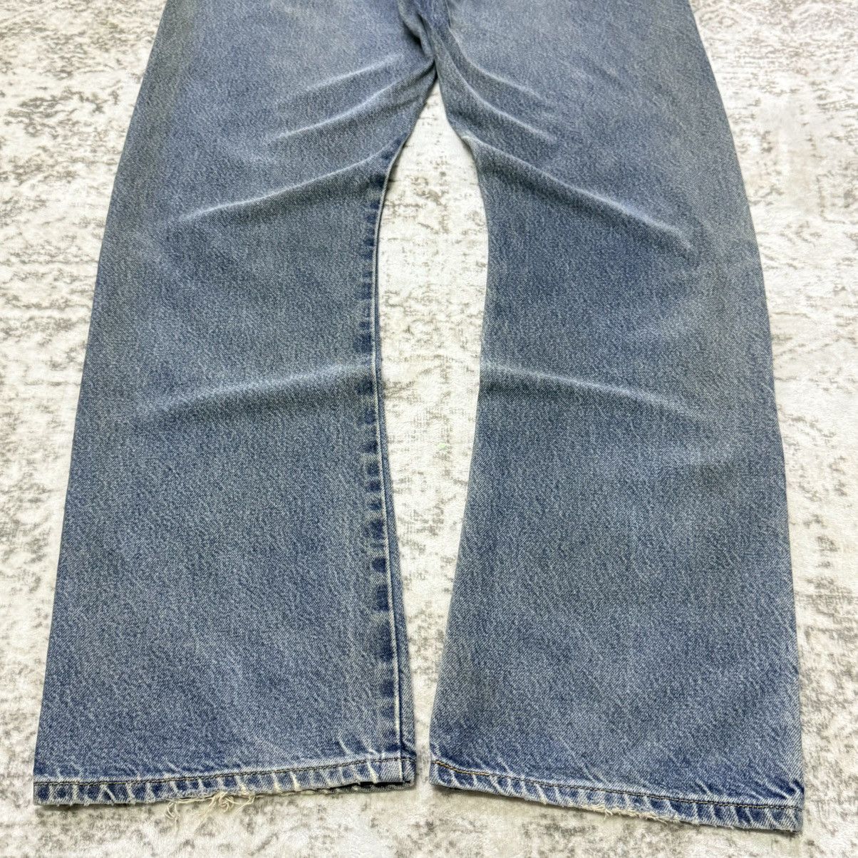 Levi's Vintage Levis 517 Bootcut Flared Jeans Fade Wash Denim Size US 38 / EU 54 - 9 Thumbnail
