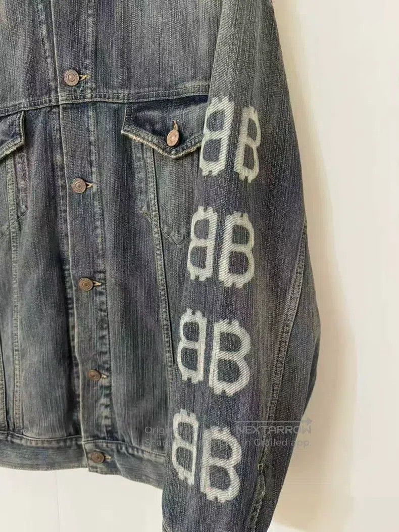 Balenciaga Balenciaga Bitcoin Embroidered Denim Jacket with Double Ar Size US S / EU 44-46 / 1 - 5 Thumbnail